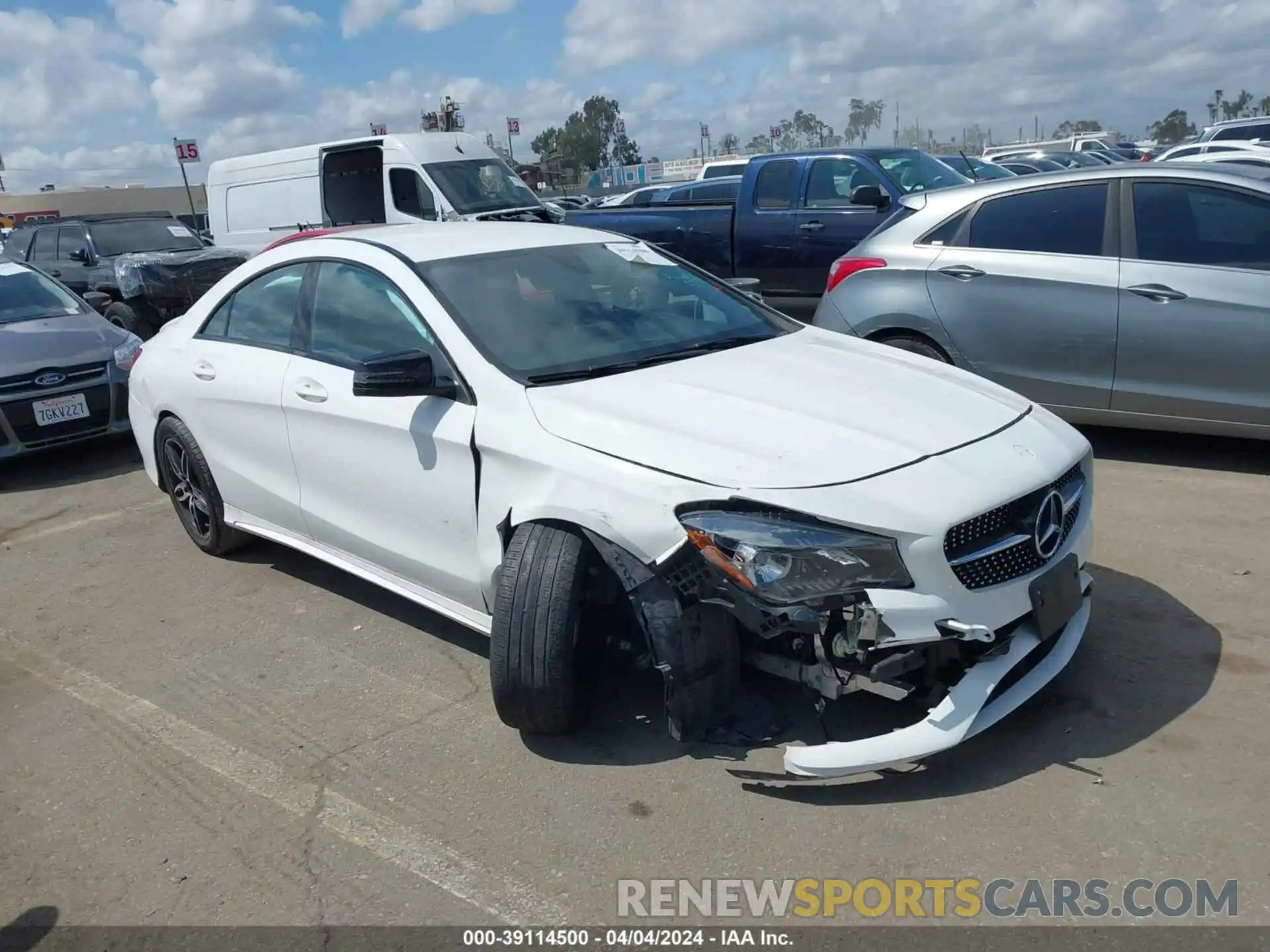 1 Photograph of a damaged car WDDSJ4EB8KN726997 MERCEDES-BENZ CLA 250 2019