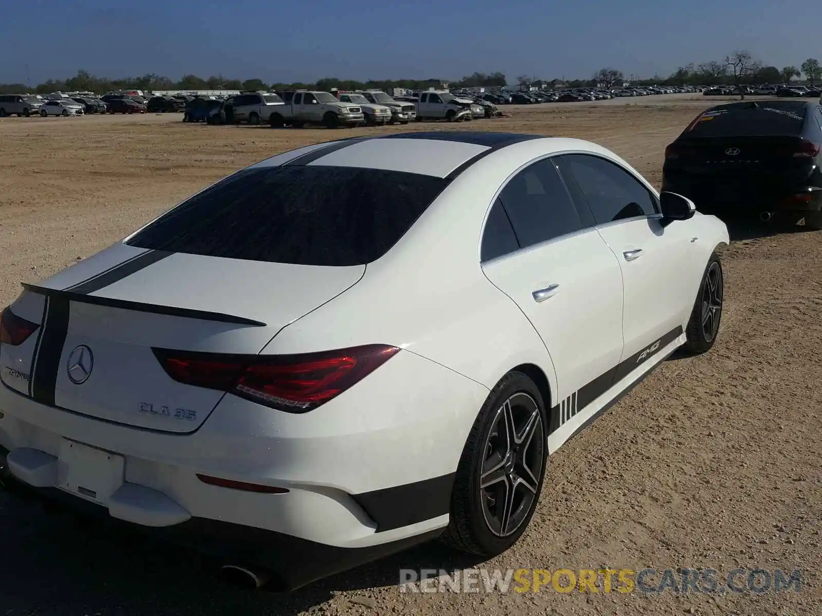 4 Photograph of a damaged car WDD5J5BB0LN072912 MERCEDES-BENZ CLA AMG 35 2020