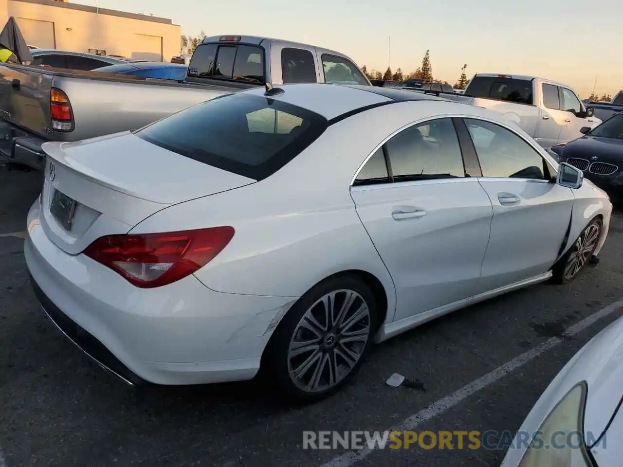 3 Photograph of a damaged car WDDSJ4EB2KN721729 MERCEDES-BENZ CLA-CLASS 2019