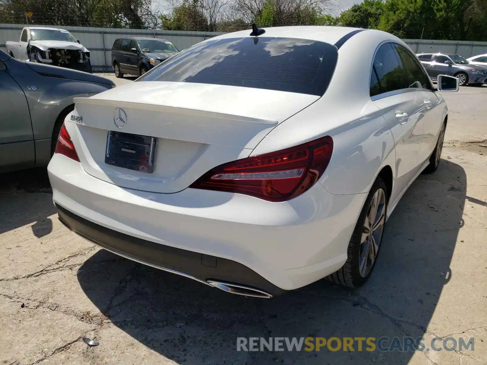 4 Photograph of a damaged car WDDSJ4EB3KN768509 MERCEDES-BENZ CLA-CLASS 2019