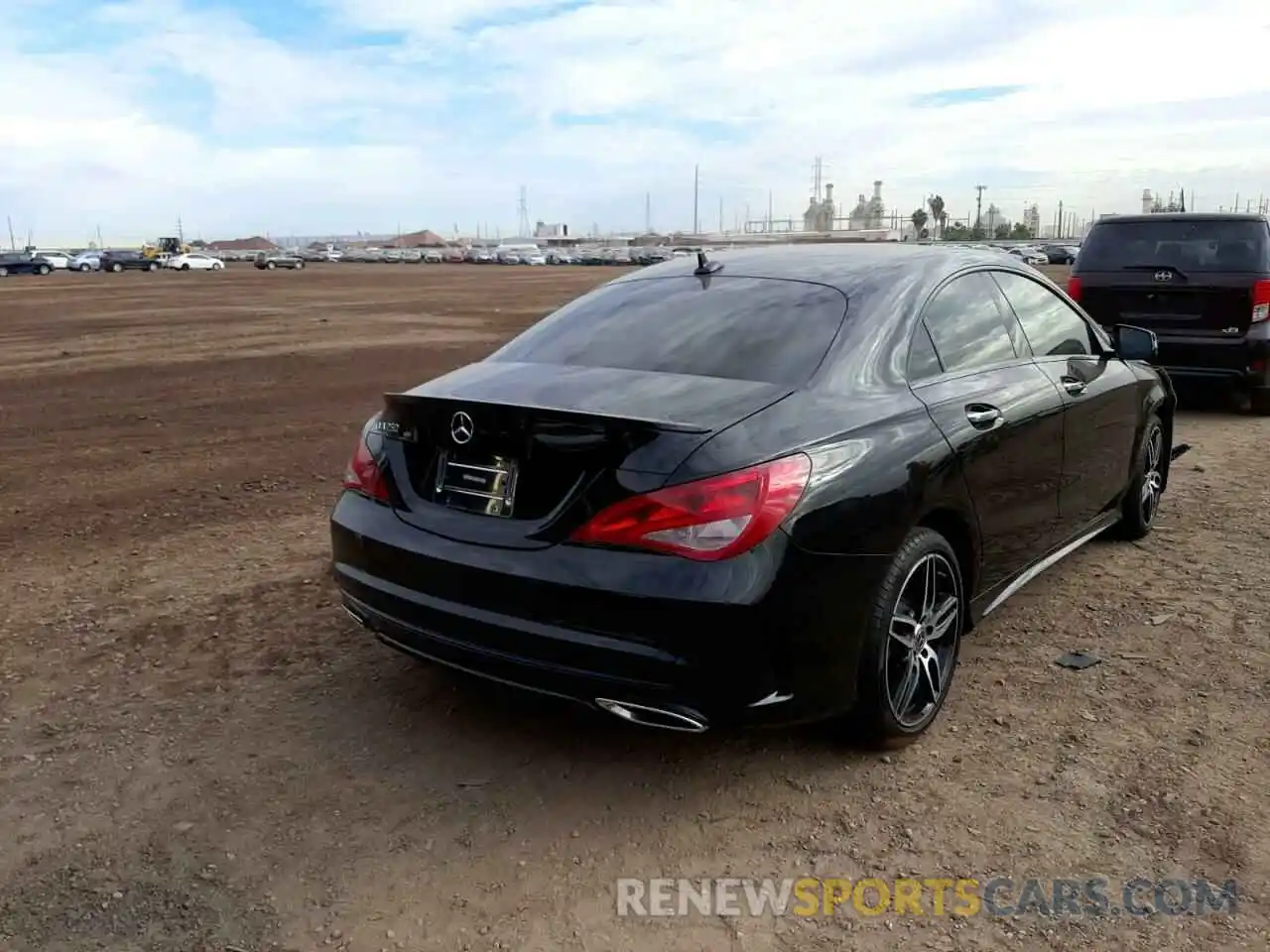 4 Photograph of a damaged car WDDSJ4EB3KN772379 MERCEDES-BENZ CLA-CLASS 2019