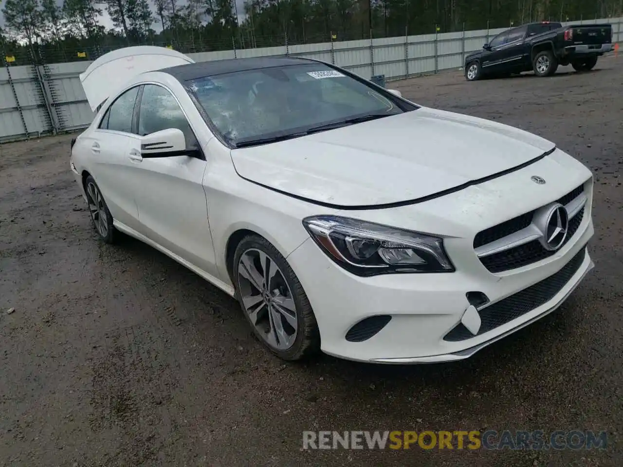 1 Фотография поврежденного автомобиля WDDSJ4EB4KN770091 MERCEDES-BENZ CLA-CLASS 2019