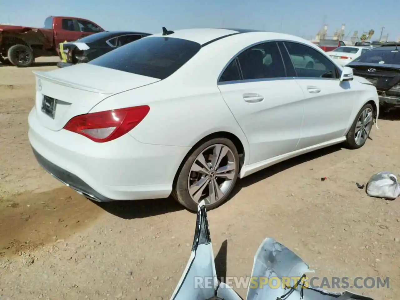 4 Фотография поврежденного автомобиля WDDSJ4EB5KN713608 MERCEDES-BENZ CLA-CLASS 2019