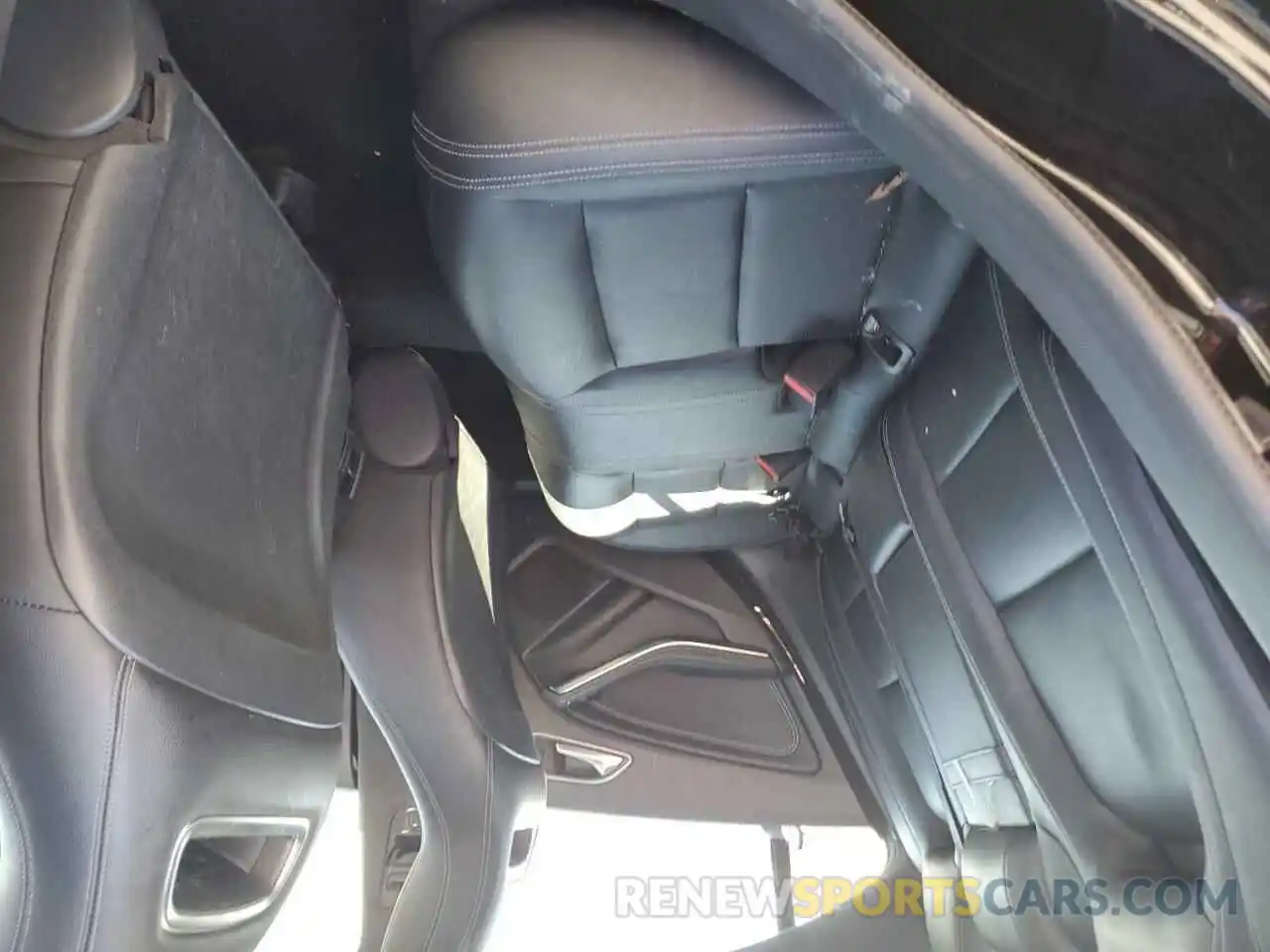 6 Photograph of a damaged car WDDSJ4EB5KN747922 MERCEDES-BENZ CLA-CLASS 2019