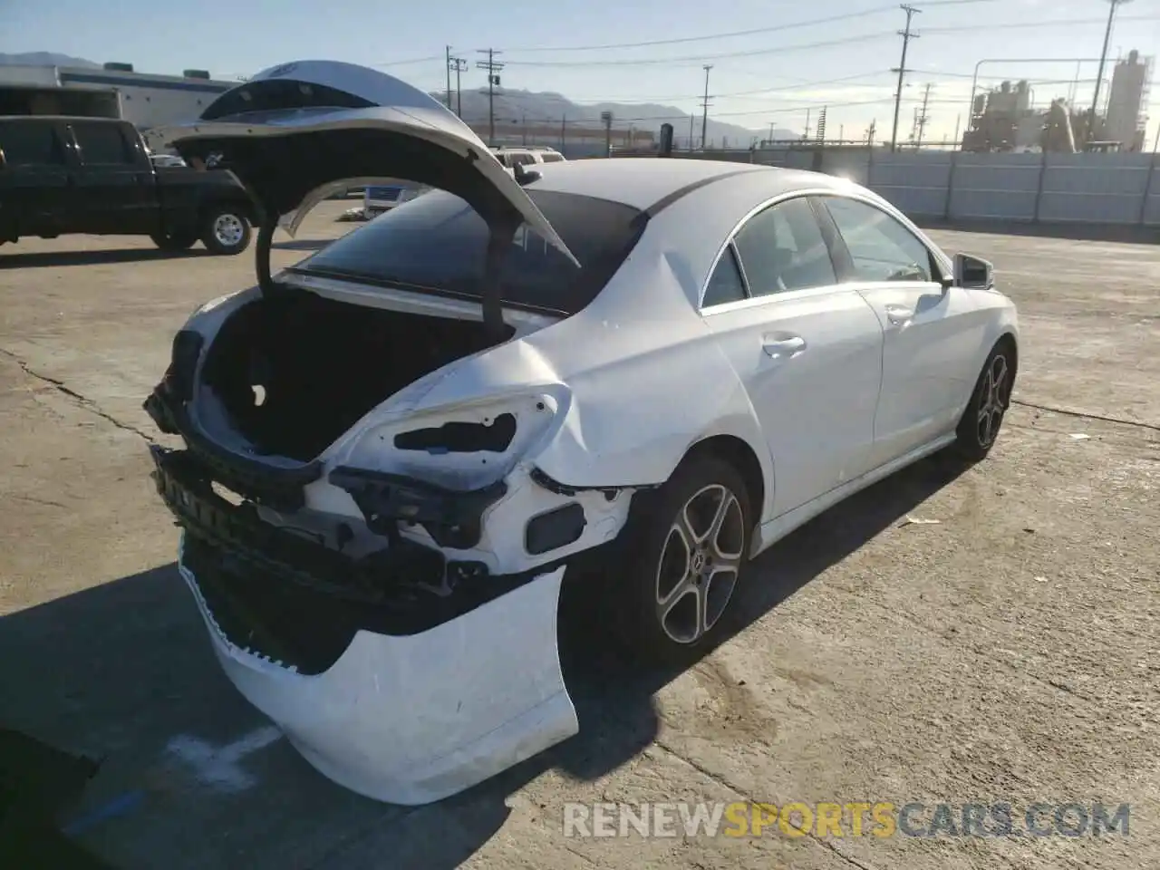 4 Photograph of a damaged car WDDSJ4EB6KN757309 MERCEDES-BENZ CLA-CLASS 2019