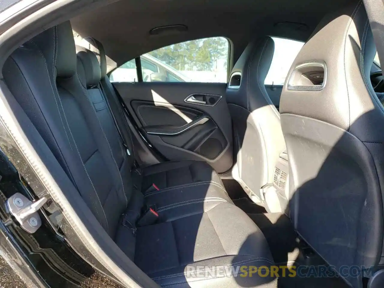 6 Photograph of a damaged car WDDSJ4EB8KN748658 MERCEDES-BENZ CLA-CLASS 2019