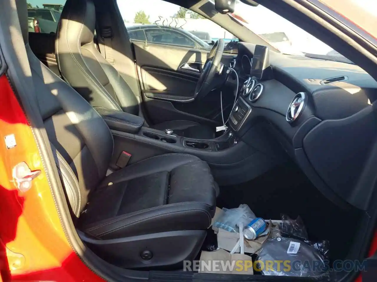 5 Photograph of a damaged car WDDSJ4EBXKN770774 MERCEDES-BENZ CLA-CLASS 2019