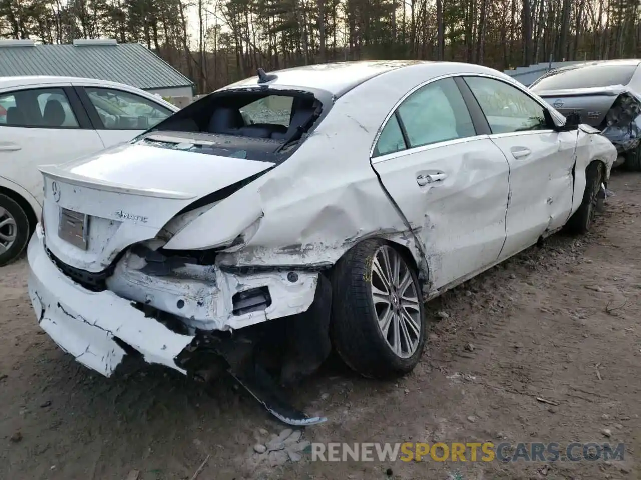 4 Photograph of a damaged car WDDSJ4GB2KN698983 MERCEDES-BENZ CLA-CLASS 2019