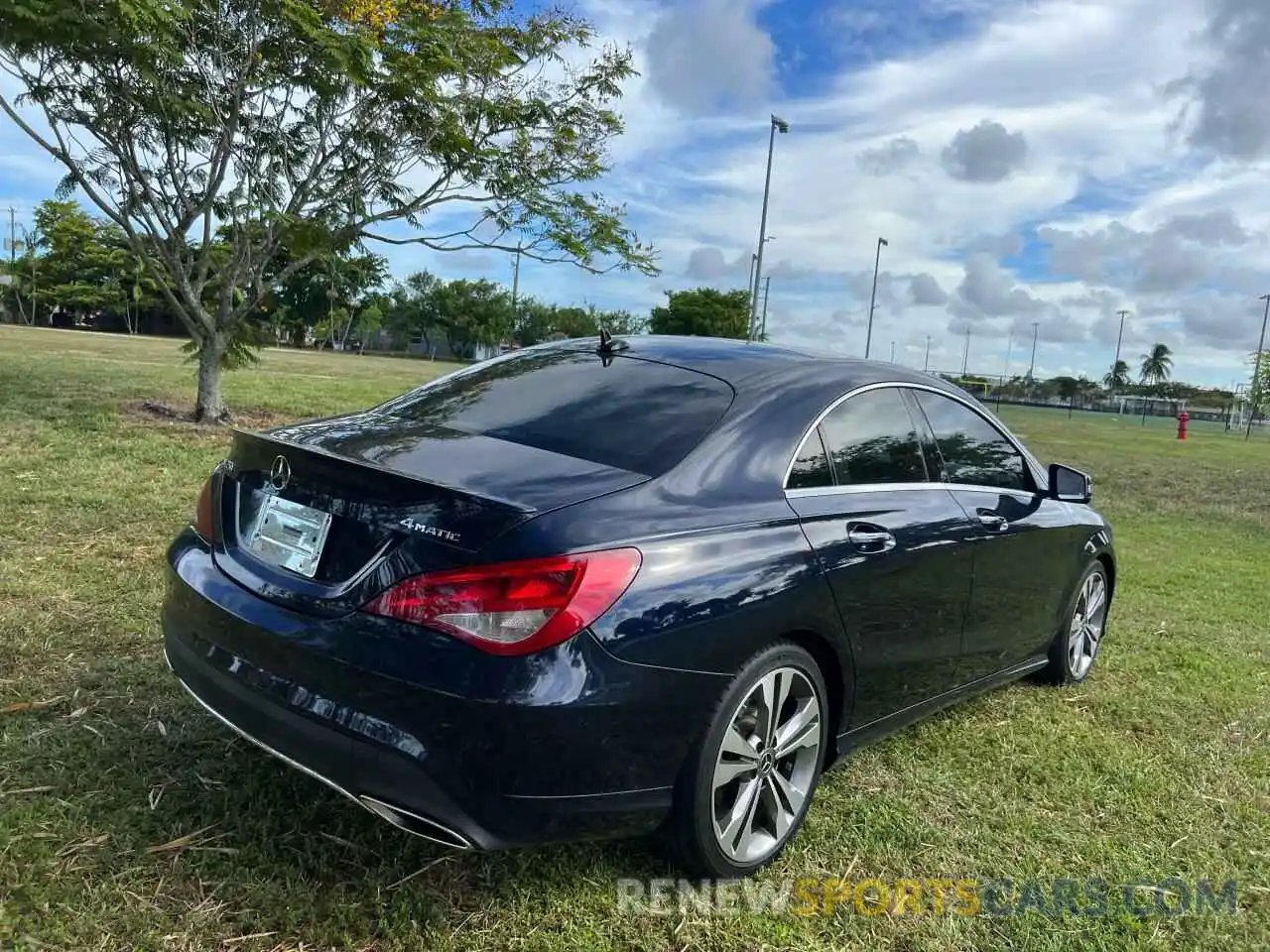 4 Photograph of a damaged car WDDSJ4GB2KN699776 MERCEDES-BENZ CLA-CLASS 2019