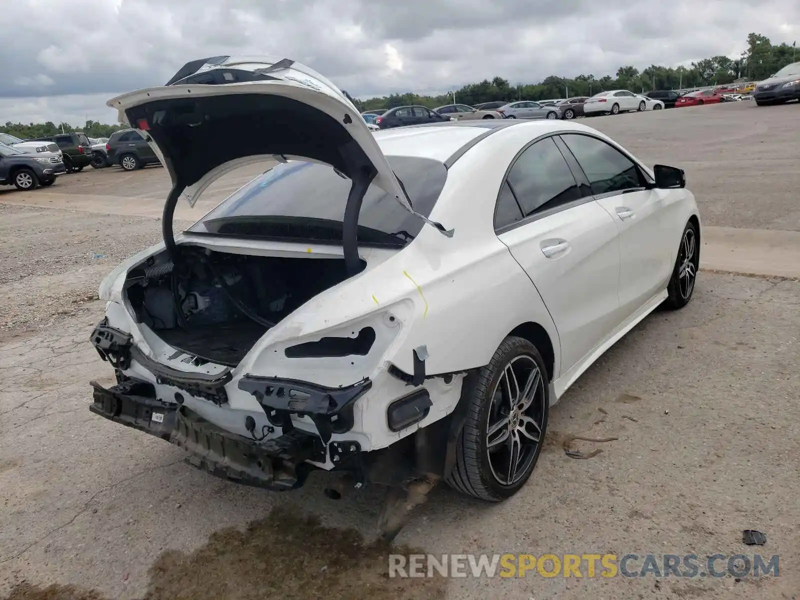 4 Photograph of a damaged car WDDSJ4GB6KN723786 MERCEDES-BENZ CLA-CLASS 2019