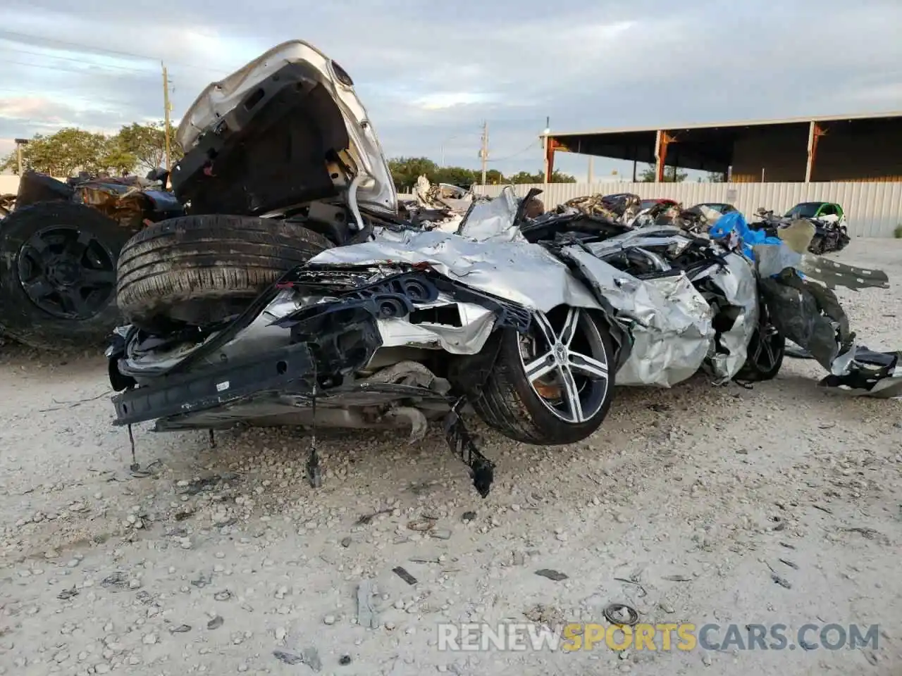 4 Photograph of a damaged car W1K5J4GB6LN099597 MERCEDES-BENZ CLA-CLASS 2020