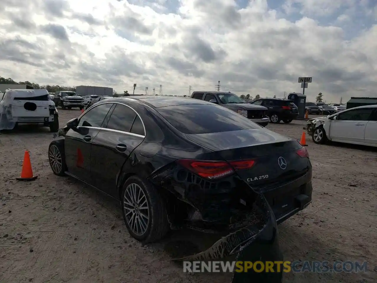 3 Photograph of a damaged car W1K5J4GB6LN103034 MERCEDES-BENZ CLA-CLASS 2020