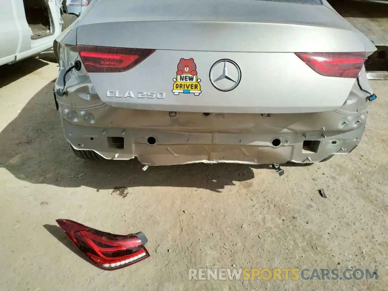 9 Photograph of a damaged car W1K5J4GB9LN090845 MERCEDES-BENZ CLA-CLASS 2020