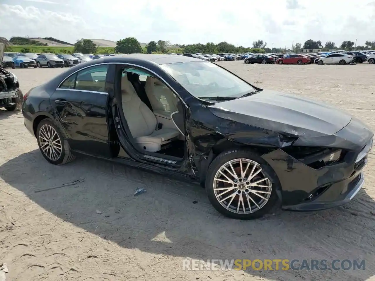 4 Photograph of a damaged car WDD5J4GB4LN073595 MERCEDES-BENZ CLA-CLASS 2020