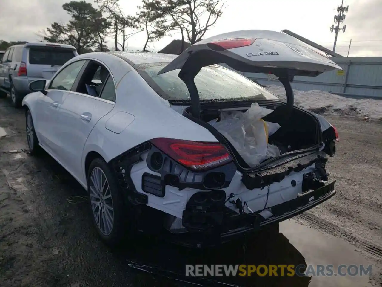 3 Photograph of a damaged car W1K5J4HB3MN187748 MERCEDES-BENZ CLA-CLASS 2021