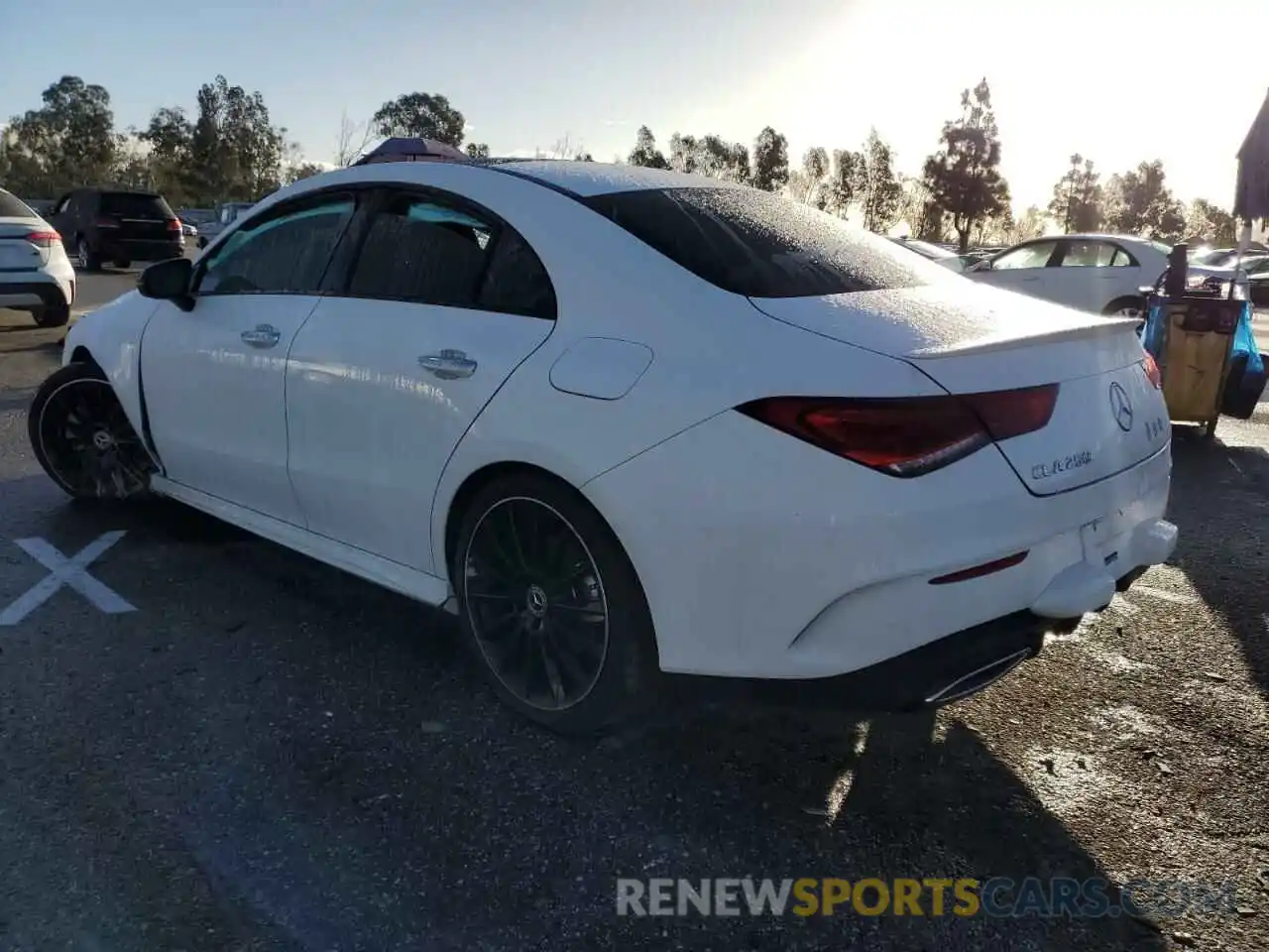 2 Photograph of a damaged car W1K5J4GB1NN294672 MERCEDES-BENZ CLA-CLASS 2022