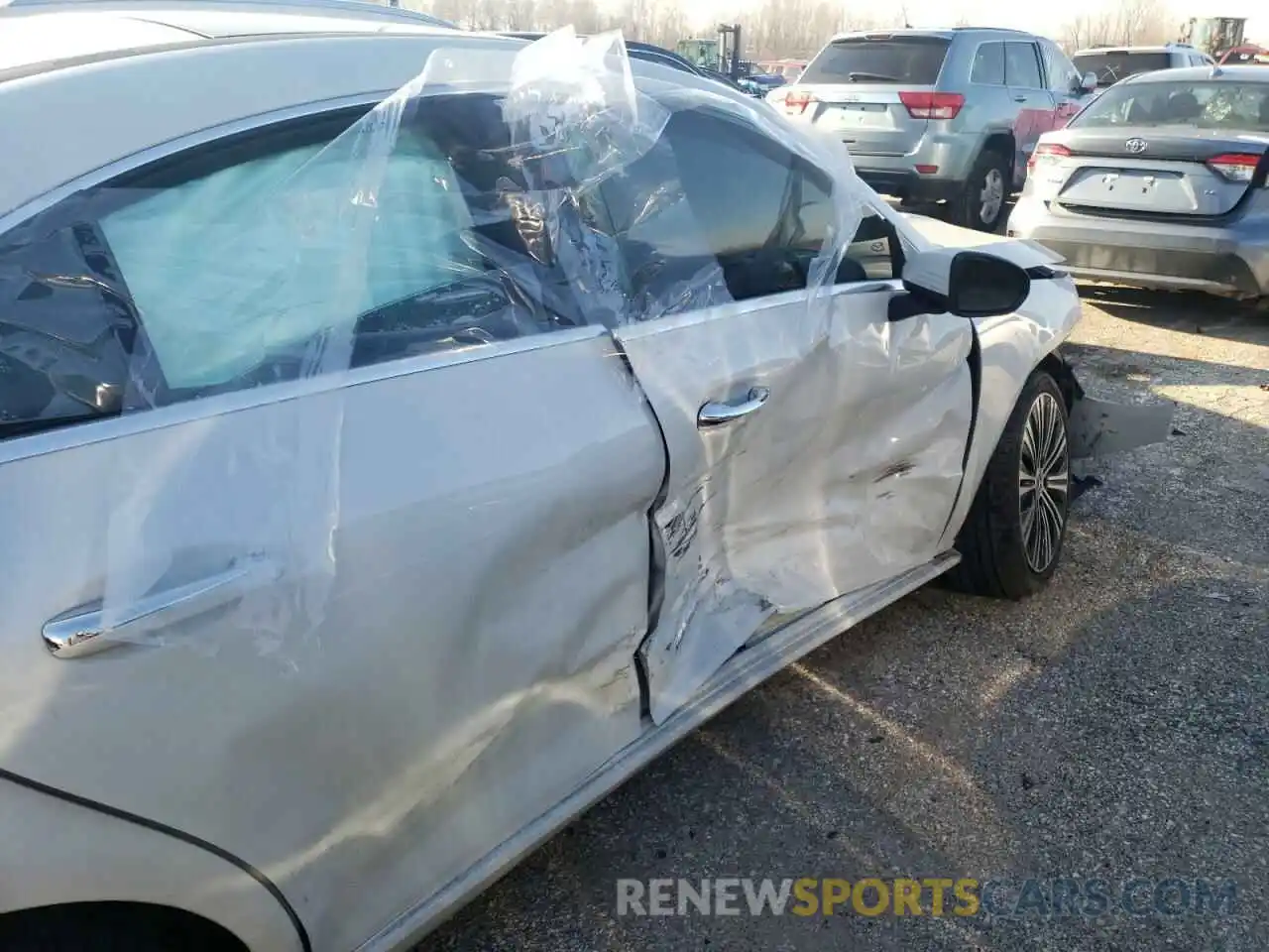 9 Photograph of a damaged car W1K5J4HB0NN265534 MERCEDES-BENZ CLA-CLASS 2022