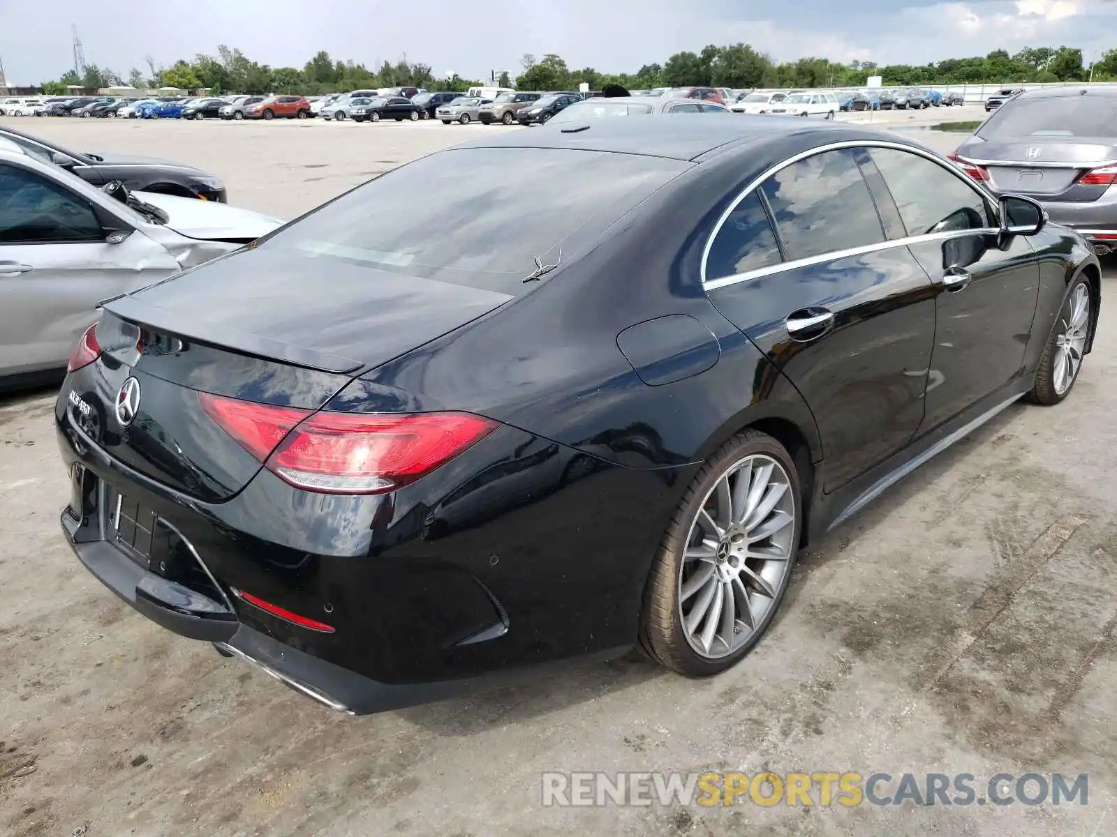 4 Photograph of a damaged car WDD2J5JB1KA027861 MERCEDES-BENZ CLC-CLASS 2019