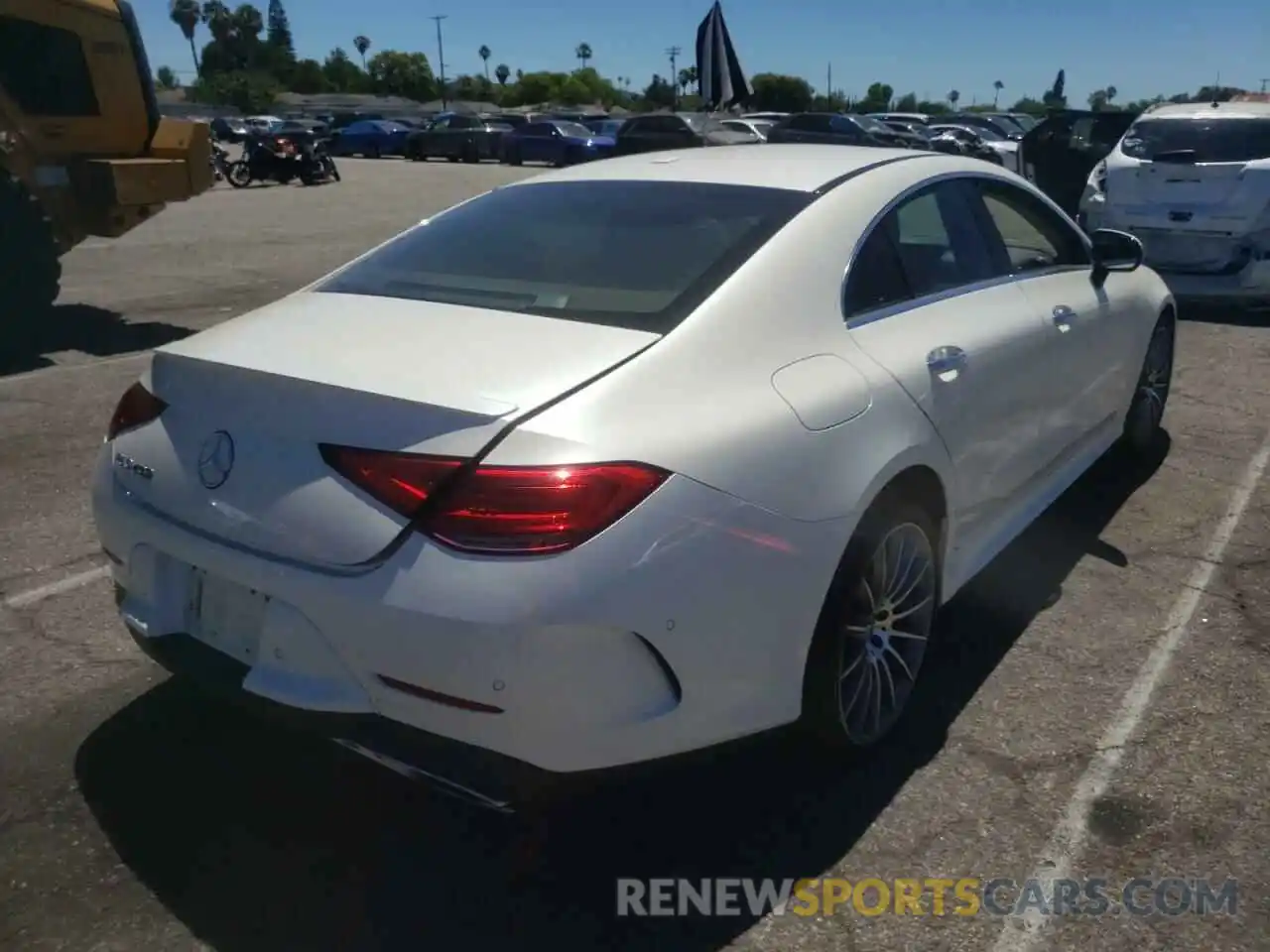 4 Photograph of a damaged car WDD2J5JB9KA041555 MERCEDES-BENZ CLC-CLASS 2019