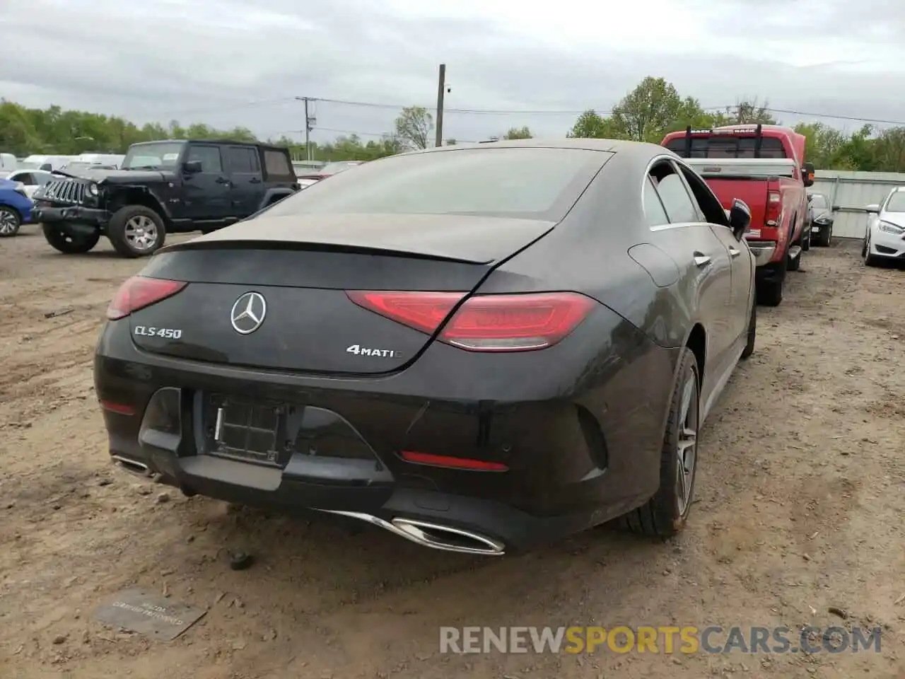 4 Photograph of a damaged car W1K2J5KBXLA076301 MERCEDES-BENZ CLC-CLASS 2020