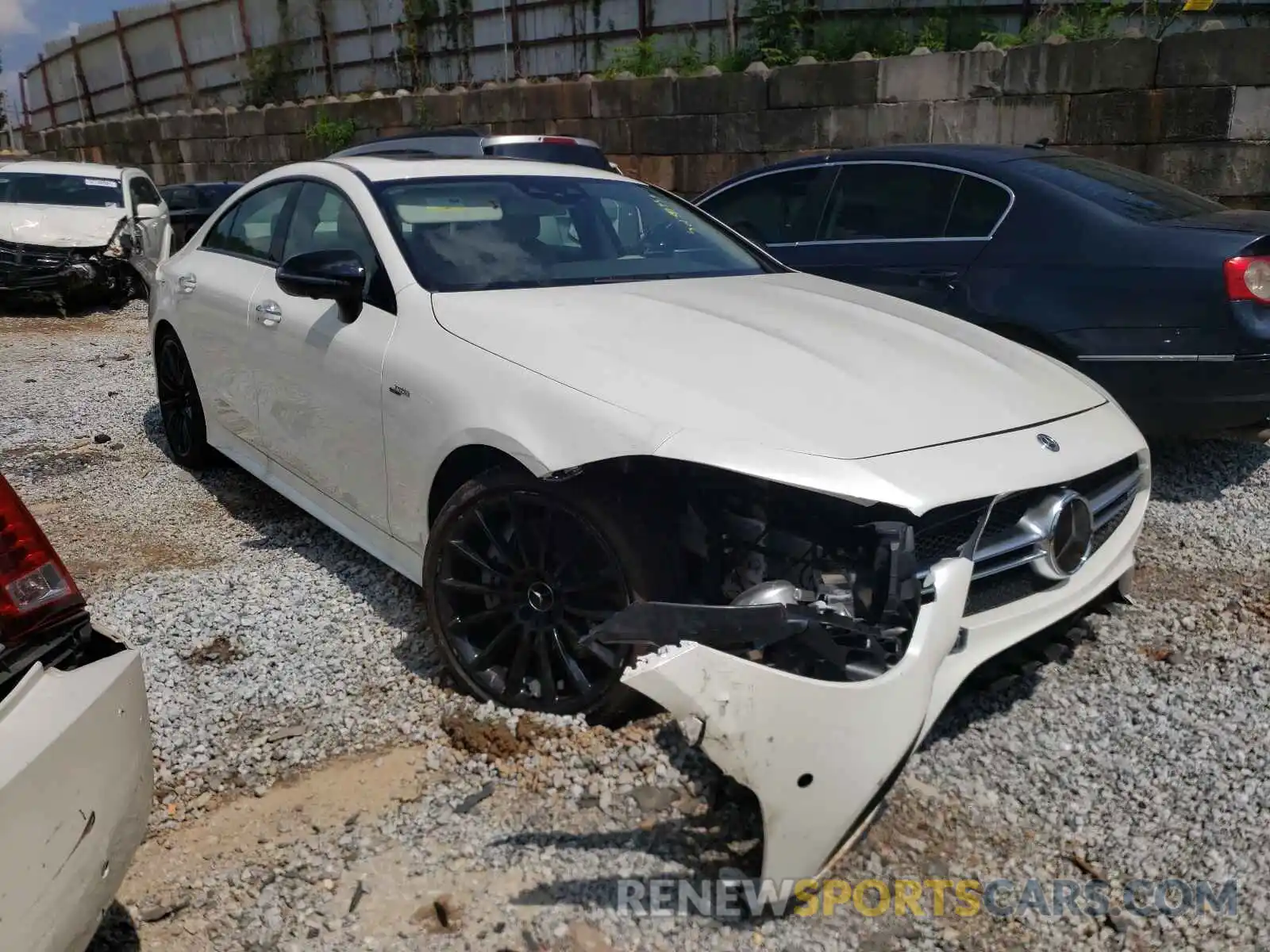 1 Photograph of a damaged car WDD2J6BB6LA050378 MERCEDES-BENZ CLC-CLASS 2020