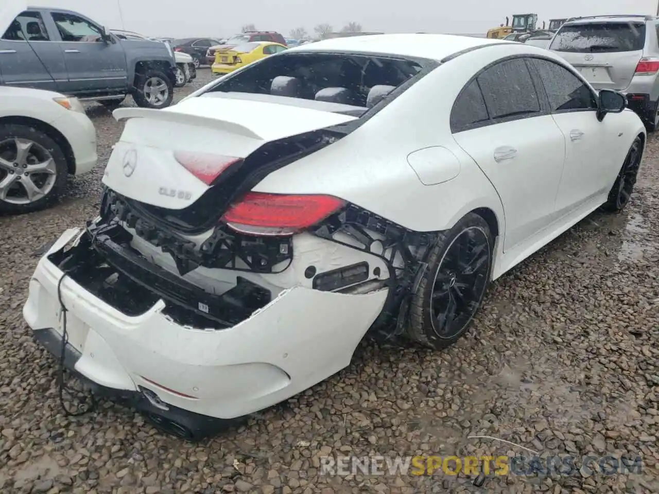 4 Photograph of a damaged car WDD2J6BB6LA053152 MERCEDES-BENZ CLC-CLASS 2020