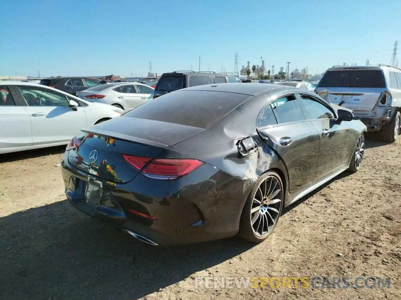 4 Photograph of a damaged car W1K2J5JB1MA082085 MERCEDES-BENZ CLC-CLASS 2021