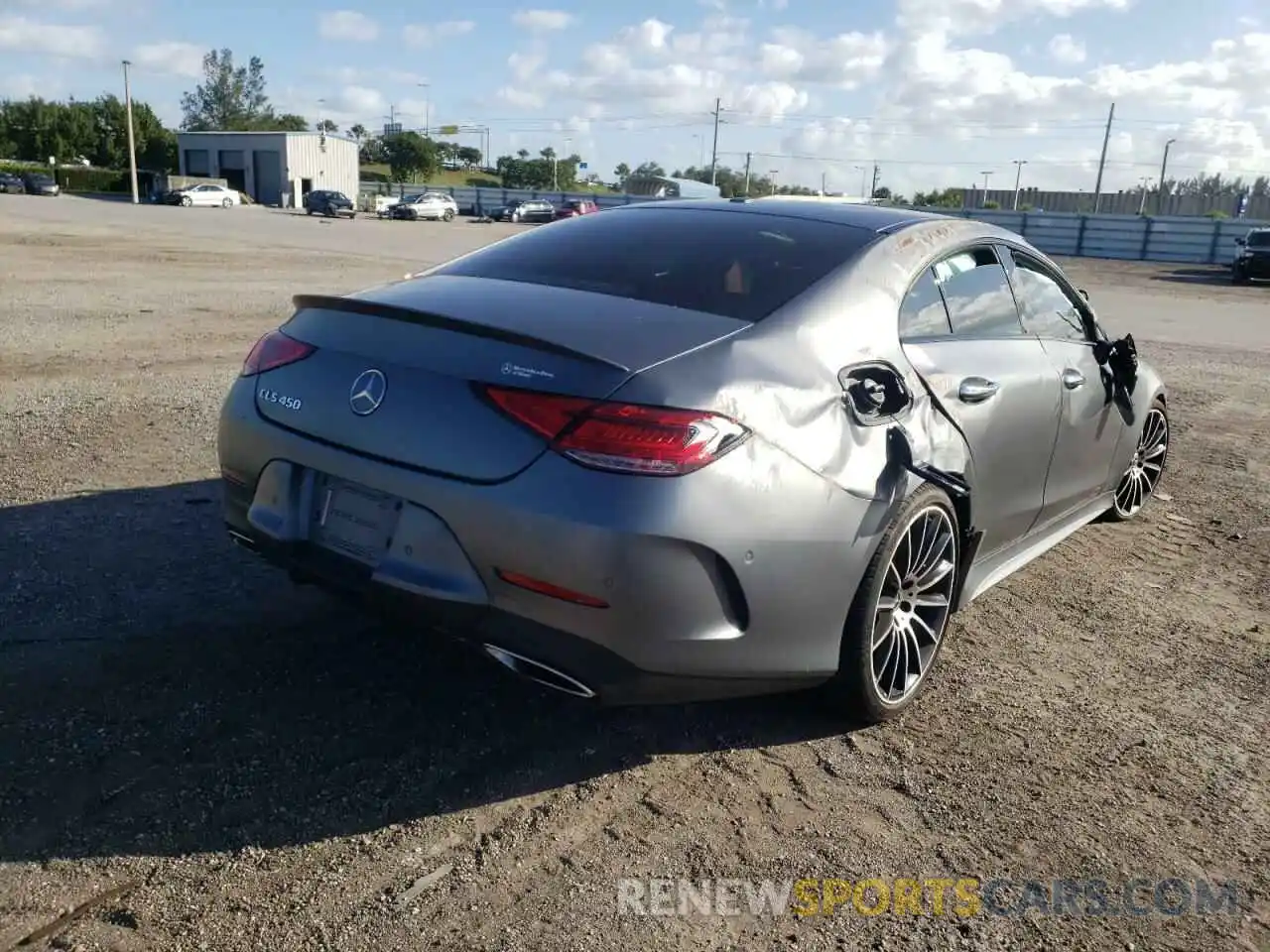 4 Photograph of a damaged car W1K2J5JBXMA086409 MERCEDES-BENZ CLC-CLASS 2021