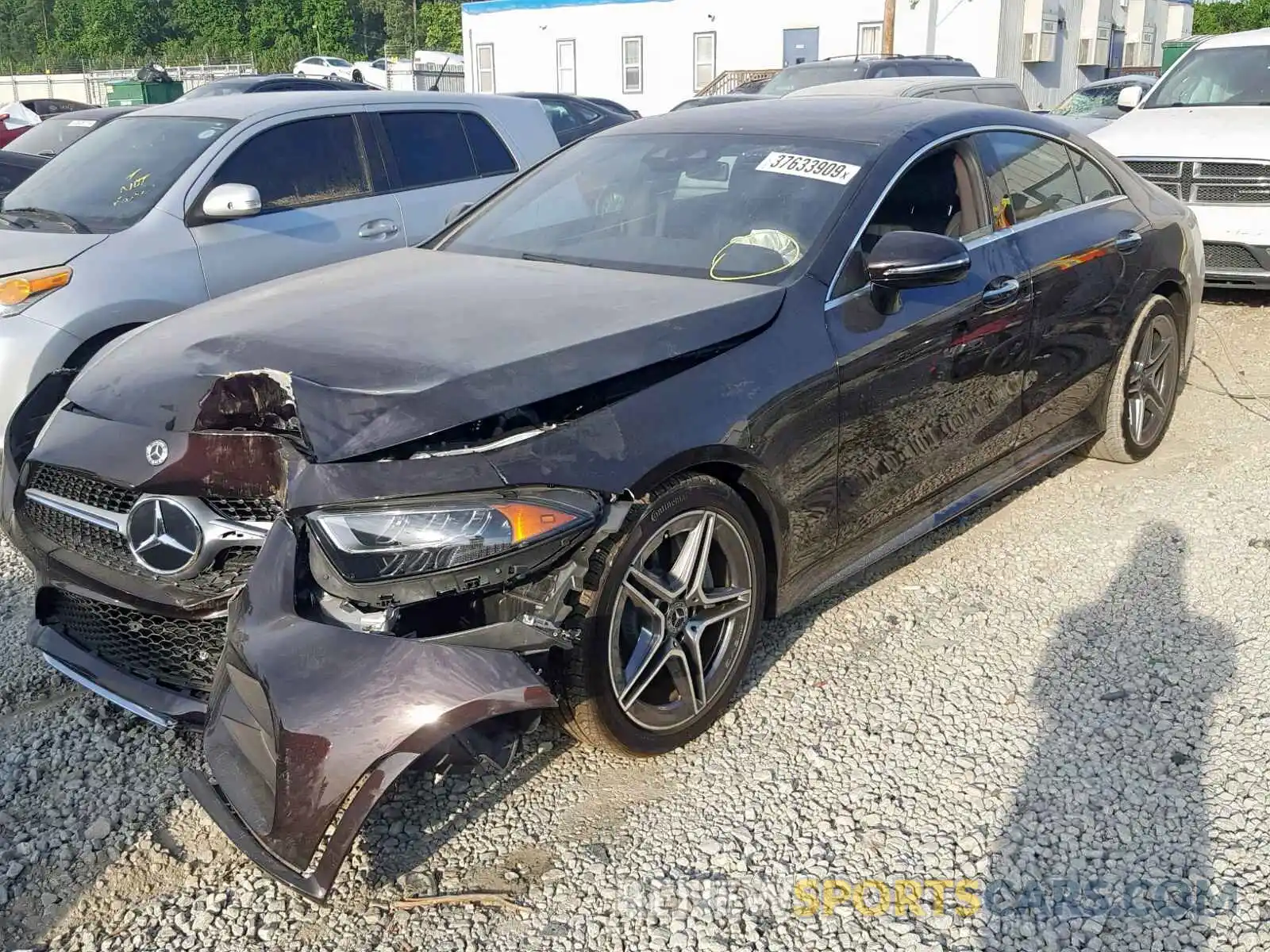 2 Photograph of a damaged car WDD2J5JB0KA028533 MERCEDES-BENZ CLS 450 2019