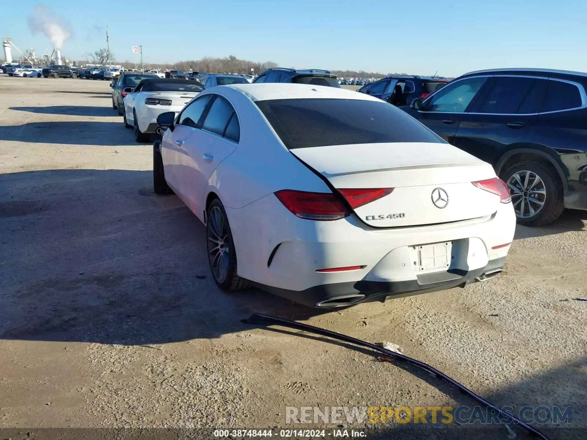 3 Photograph of a damaged car WDD2J5JB2KA030882 MERCEDES-BENZ CLS 450 2019