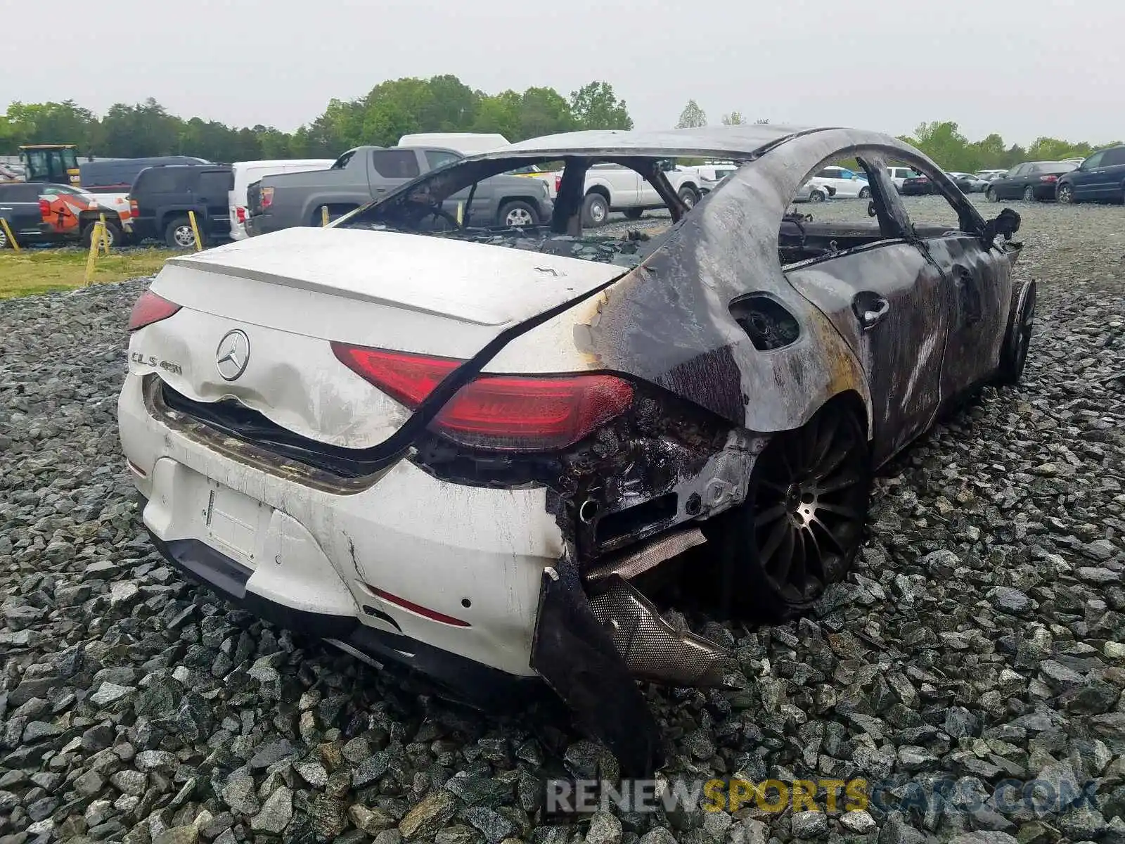 4 Photograph of a damaged car WDD2J5JB3KA018126 MERCEDES-BENZ CLS 450 2019