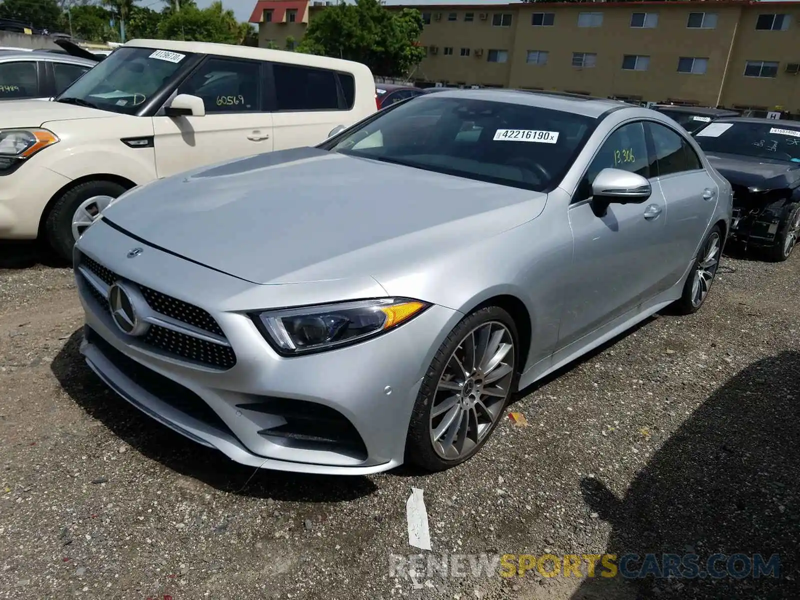 2 Photograph of a damaged car WDD2J5JB3KA035198 MERCEDES-BENZ CLS 450 2019