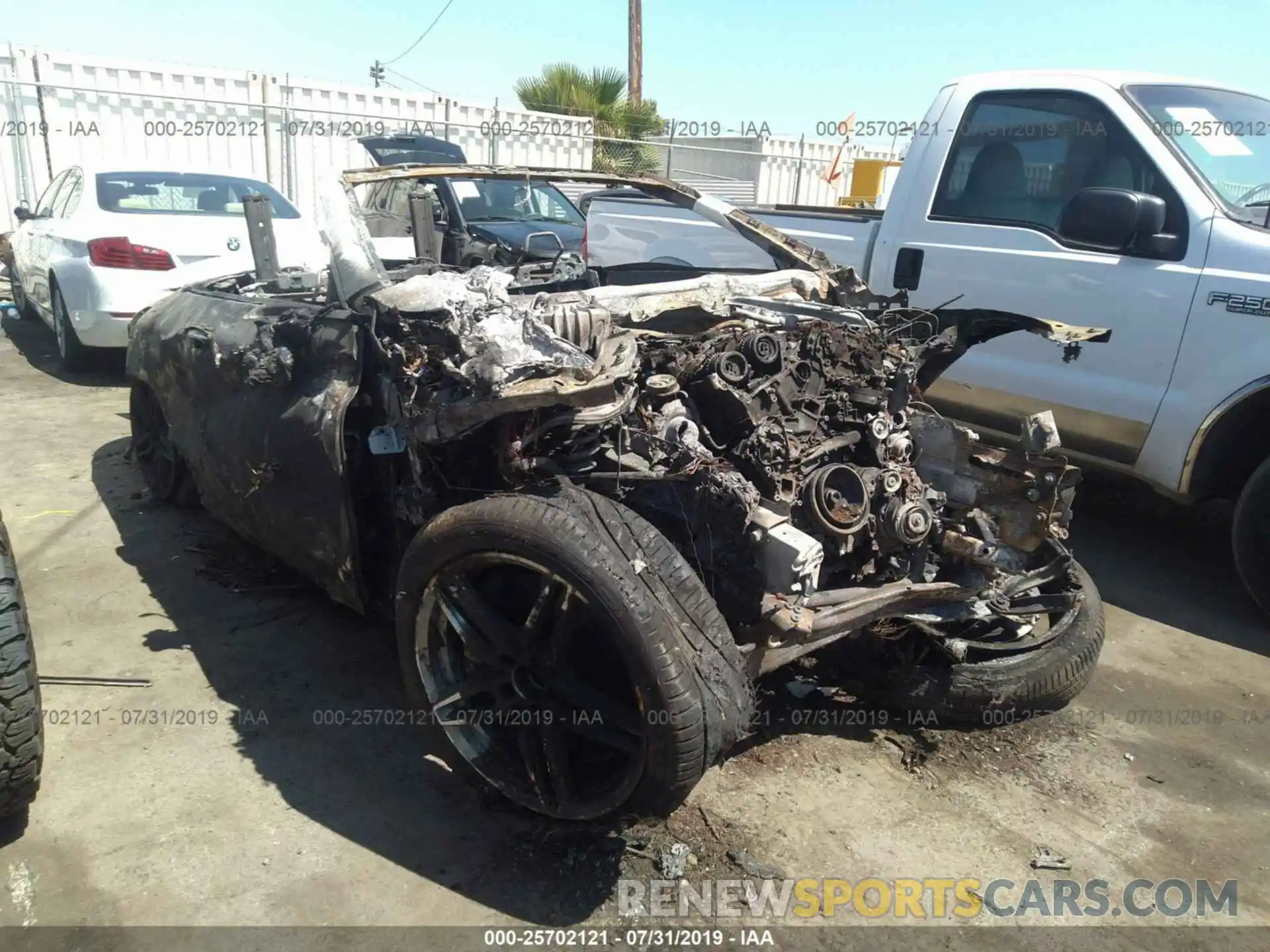 1 Photograph of a damaged car WDD1K6HB6KF113285 MERCEDES-BENZ E 2019