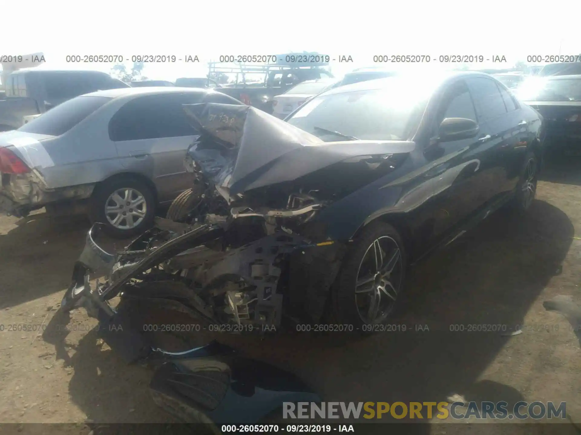 2 Photograph of a damaged car WDDZF4JB0KA580821 MERCEDES-BENZ E 2019