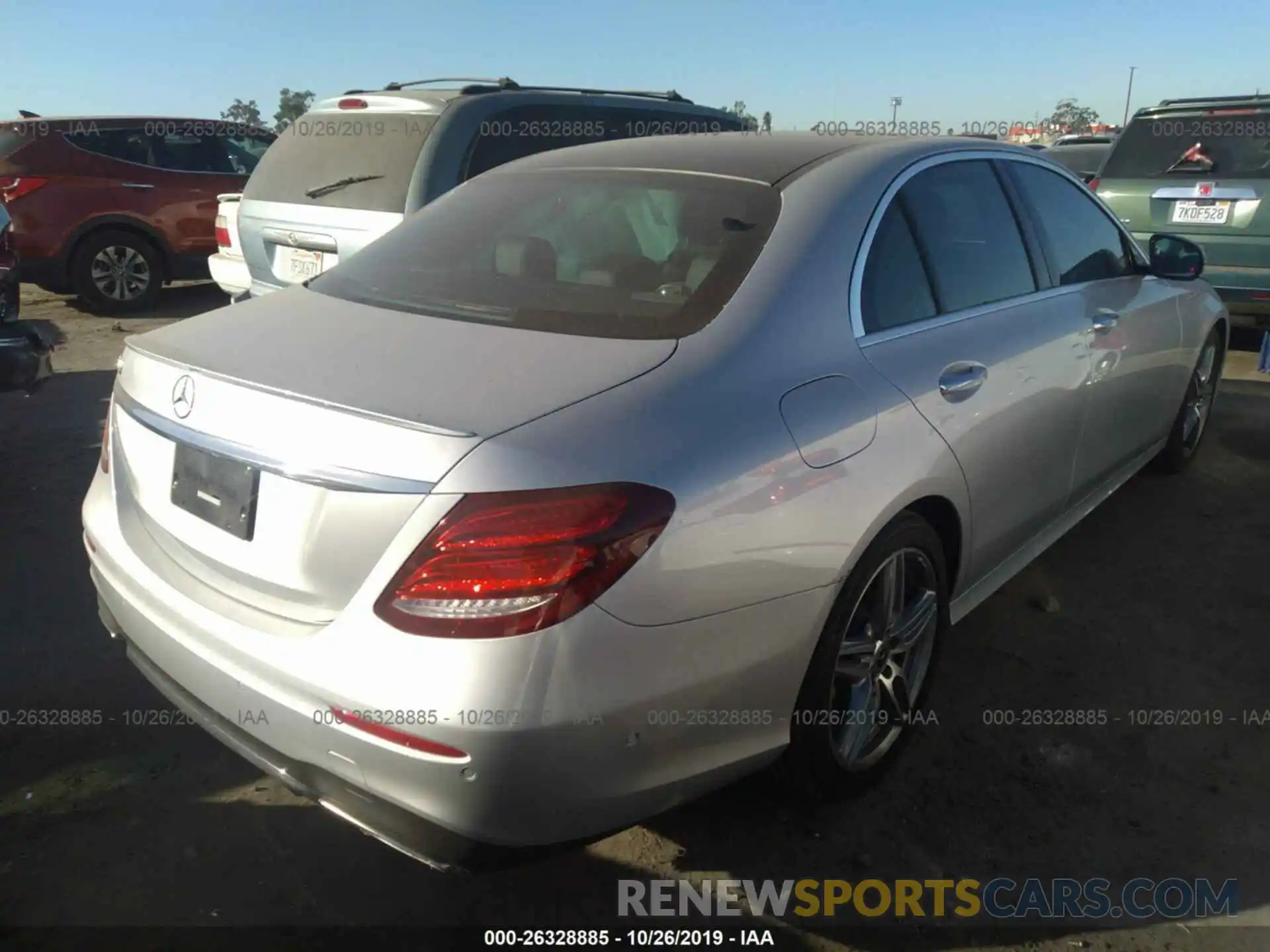 4 Photograph of a damaged car WDDZF4JB2KA530387 MERCEDES-BENZ E 2019