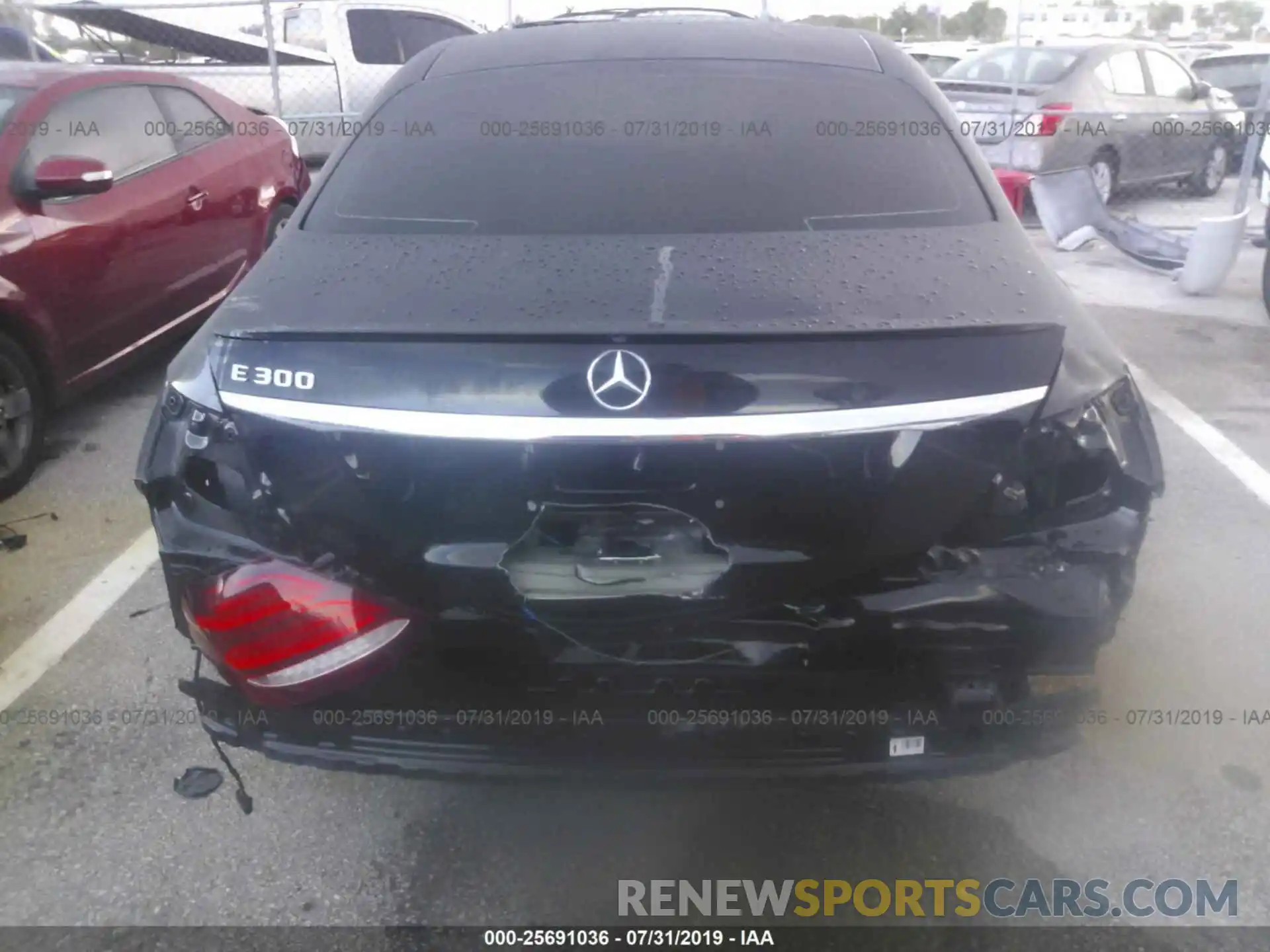 6 Photograph of a damaged car WDDZF4JB3KA492961 MERCEDES-BENZ E 2019