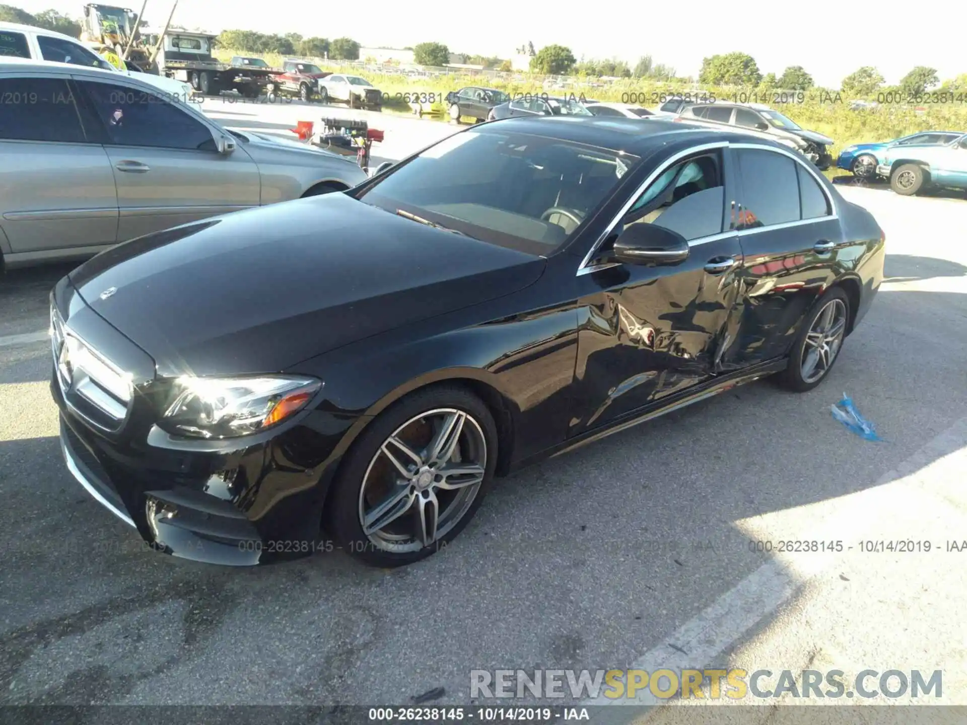 2 Photograph of a damaged car WDDZF4JB3KA520709 MERCEDES-BENZ E 2019