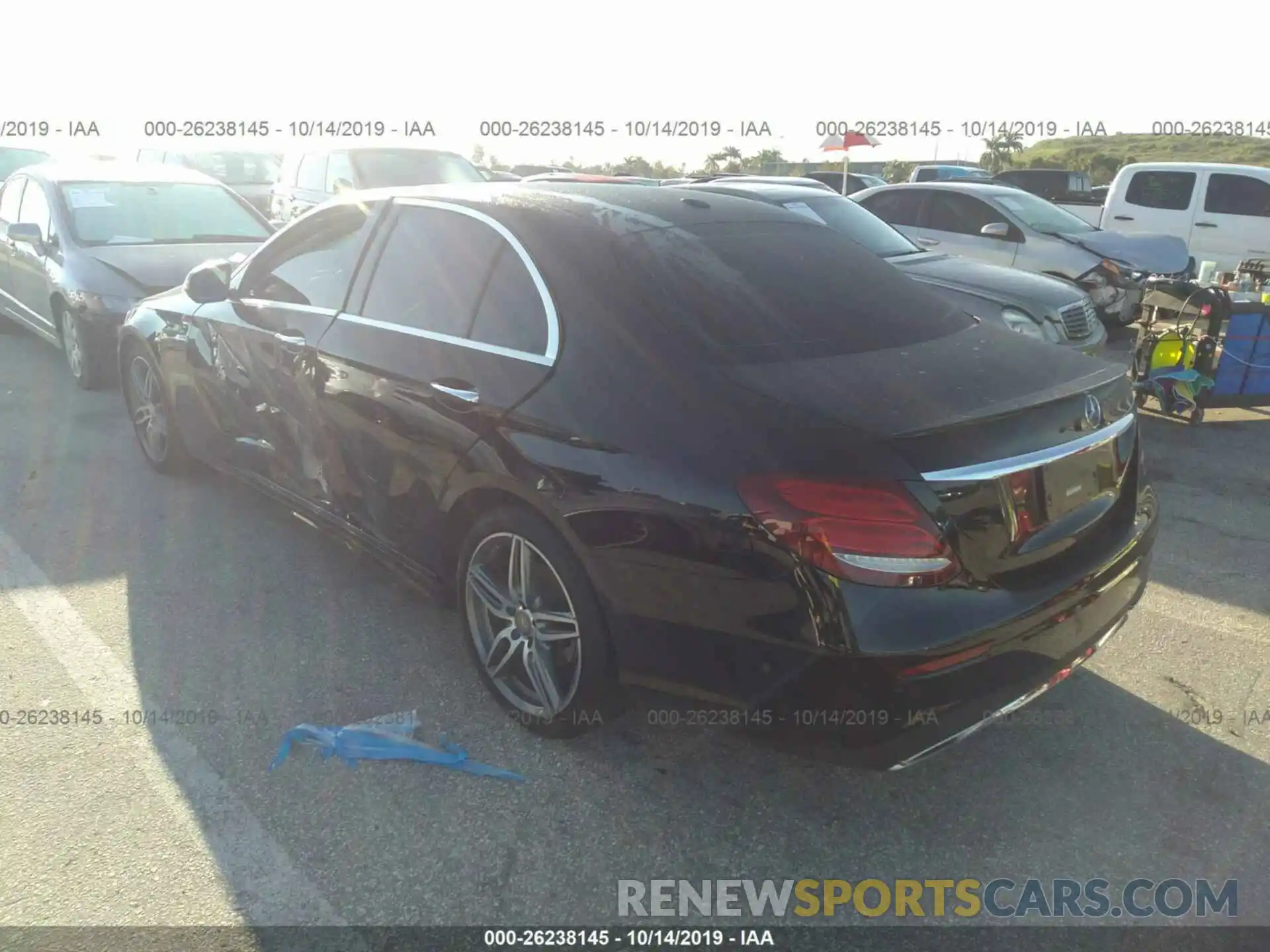 3 Photograph of a damaged car WDDZF4JB3KA520709 MERCEDES-BENZ E 2019