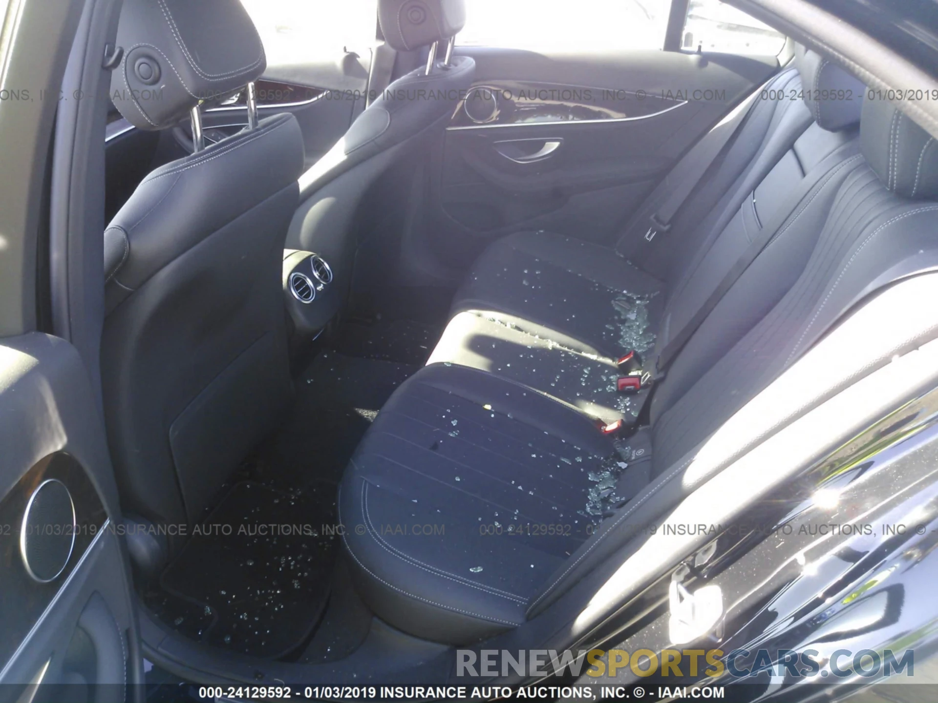 8 Photograph of a damaged car WDDZF4JB5KA561424 MERCEDES-BENZ E 2019