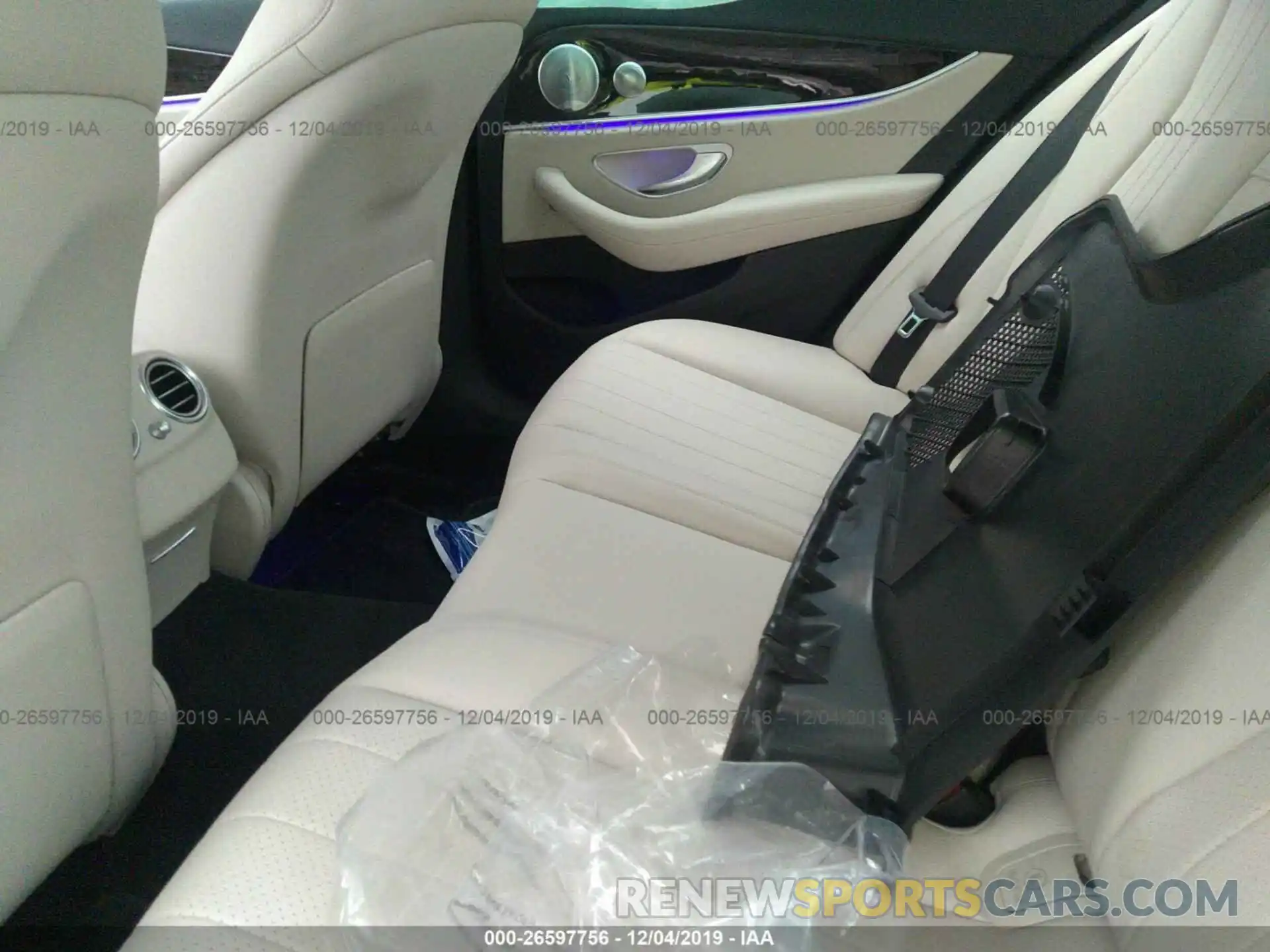 8 Photograph of a damaged car WDDZF4JB5KA583780 MERCEDES-BENZ E 2019