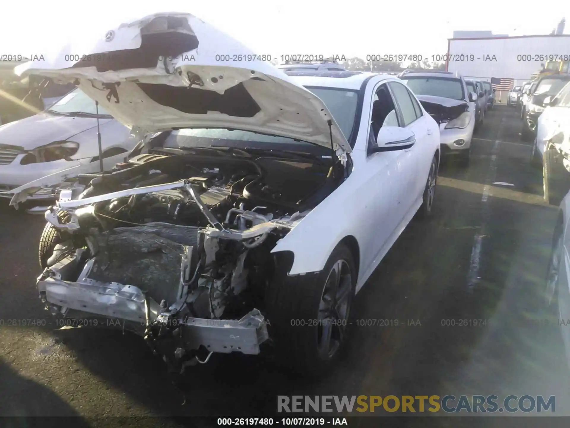 2 Photograph of a damaged car WDDZF4JB7KA595610 MERCEDES-BENZ E 2019