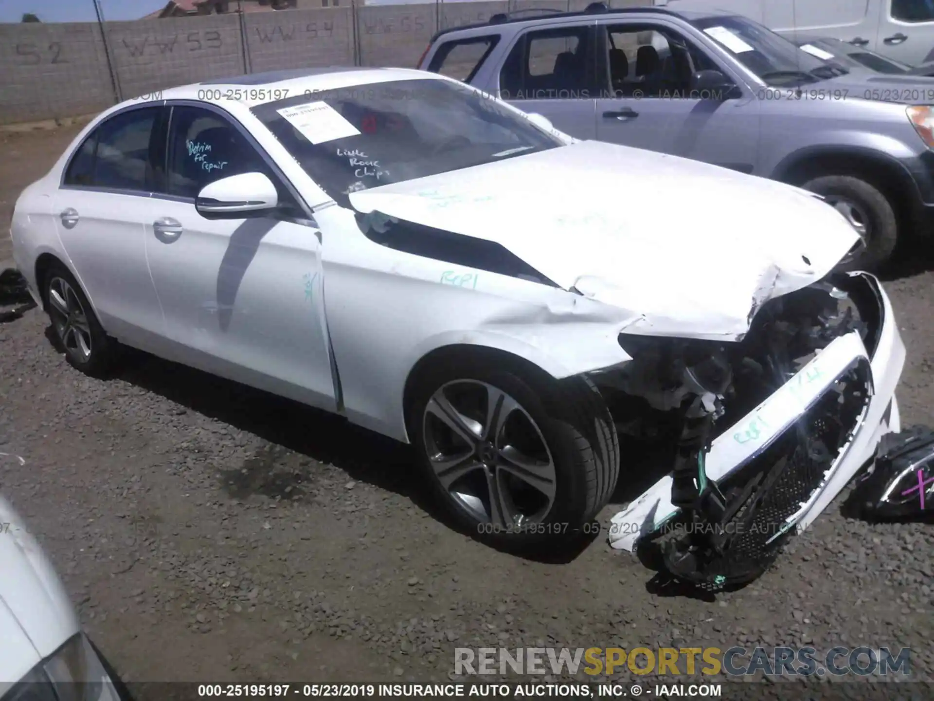 1 Photograph of a damaged car WDDZF4JB7KA622305 MERCEDES-BENZ E 2019