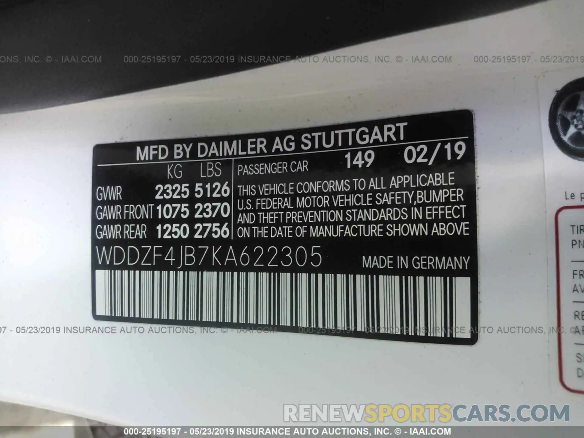 9 Photograph of a damaged car WDDZF4JB7KA622305 MERCEDES-BENZ E 2019