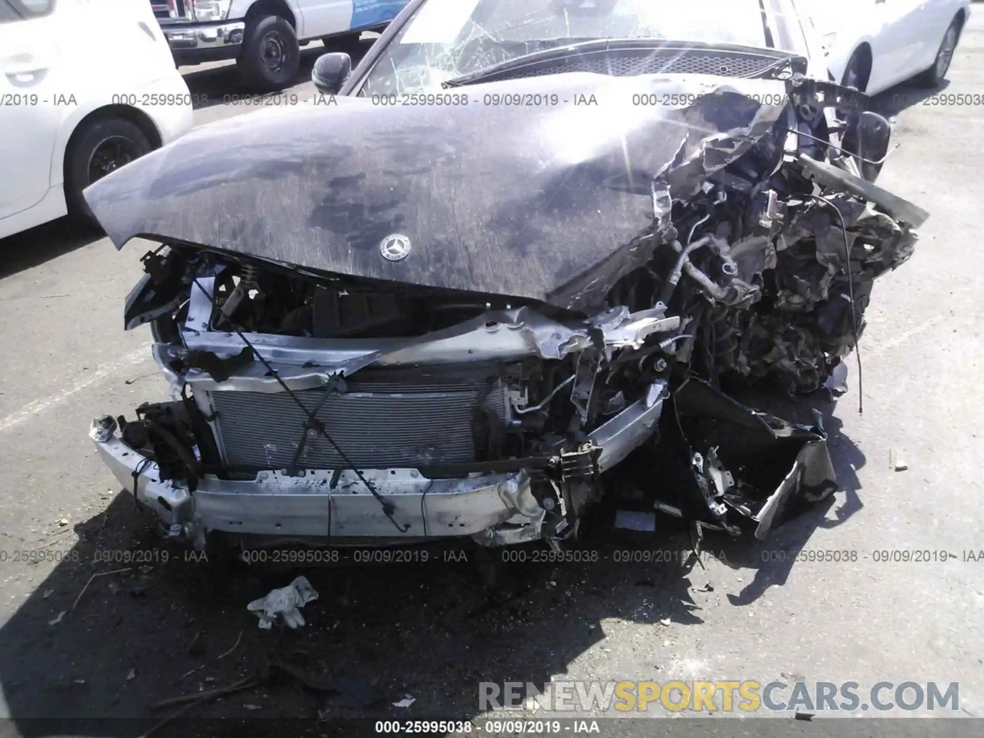 6 Photograph of a damaged car WDDZF4JB8KA580789 MERCEDES-BENZ E 2019