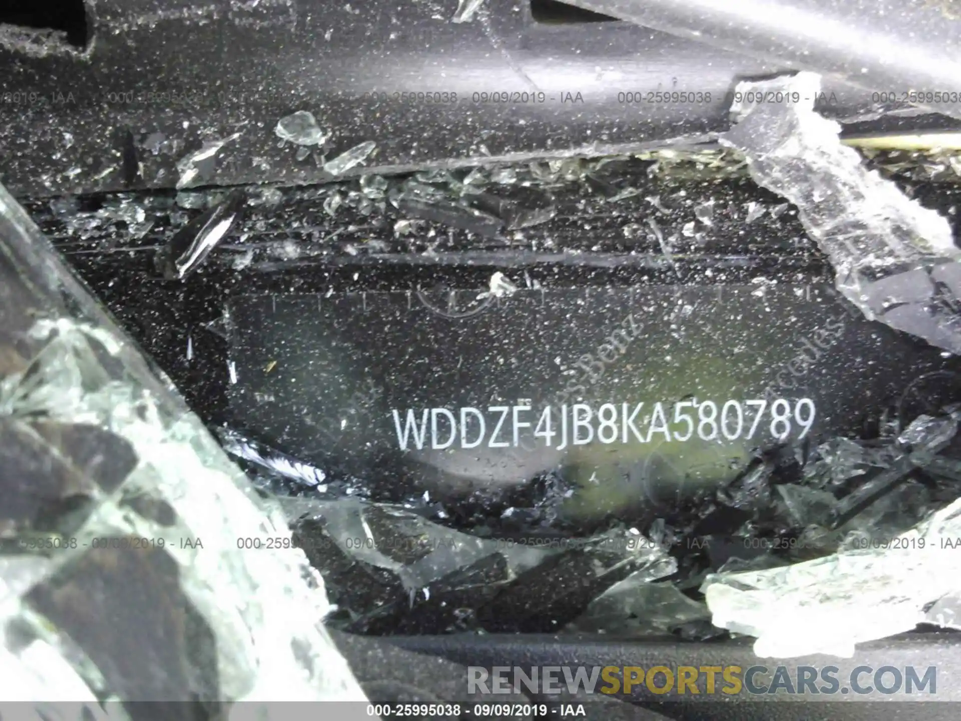 9 Фотография поврежденного автомобиля WDDZF4JB8KA580789 MERCEDES-BENZ E 2019