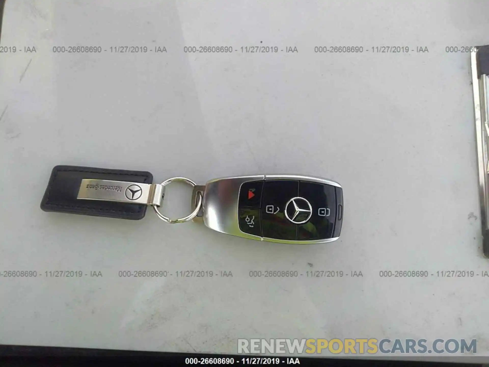 11 Photograph of a damaged car WDDZF4JB9KA495749 MERCEDES-BENZ E 2019