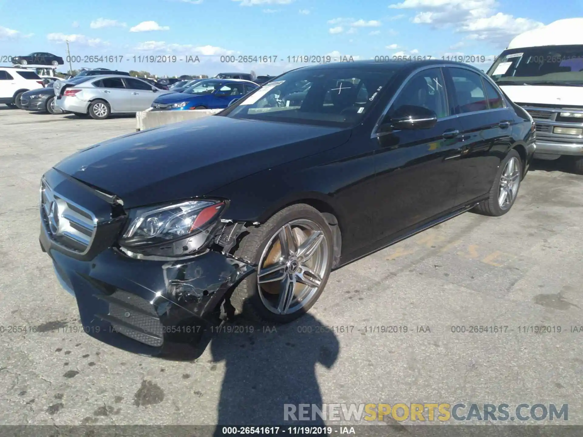 2 Photograph of a damaged car WDDZF4JB9KA514946 MERCEDES-BENZ E 2019