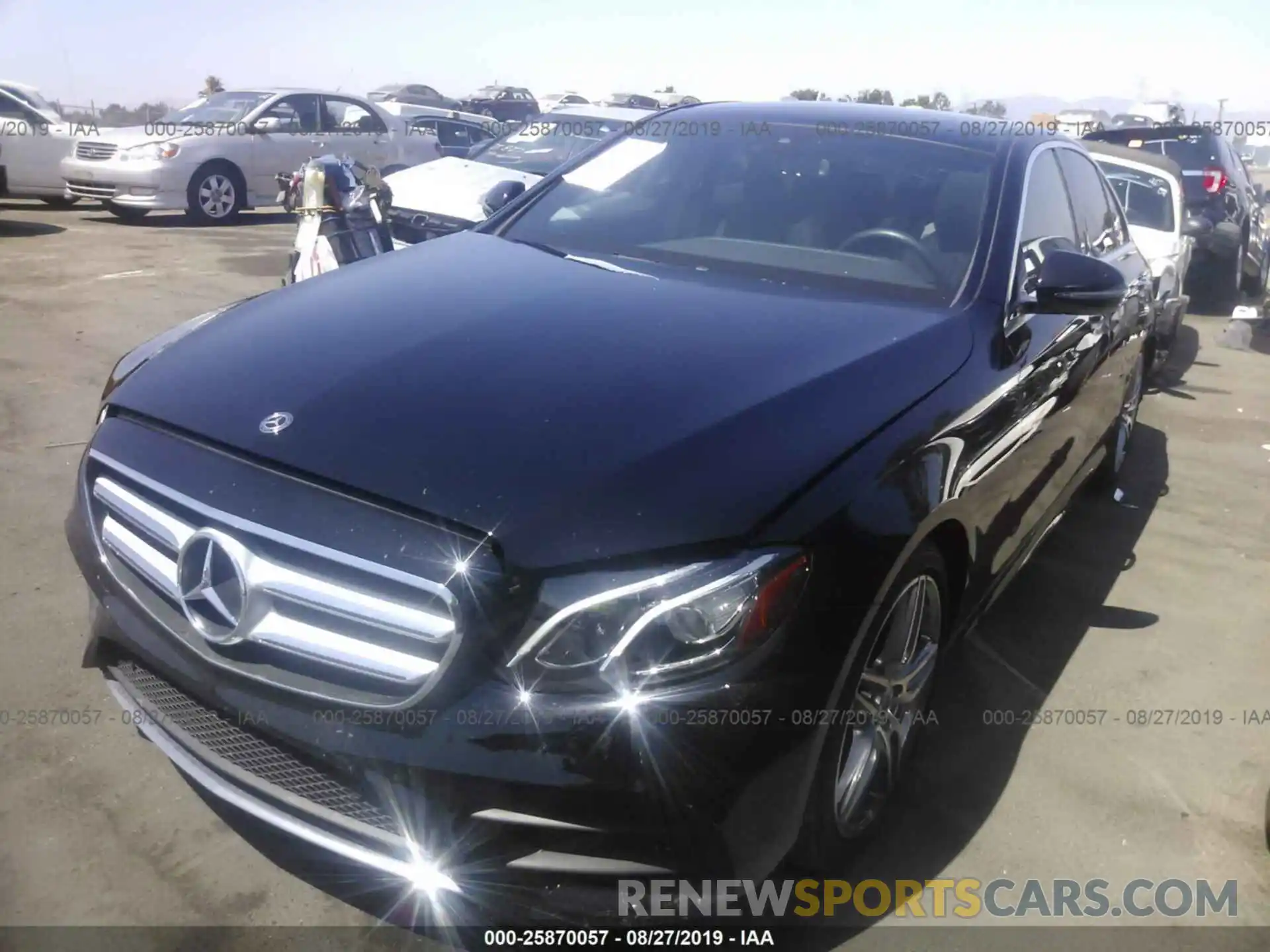 2 Photograph of a damaged car WDDZF4JBXKA606406 MERCEDES-BENZ E 2019