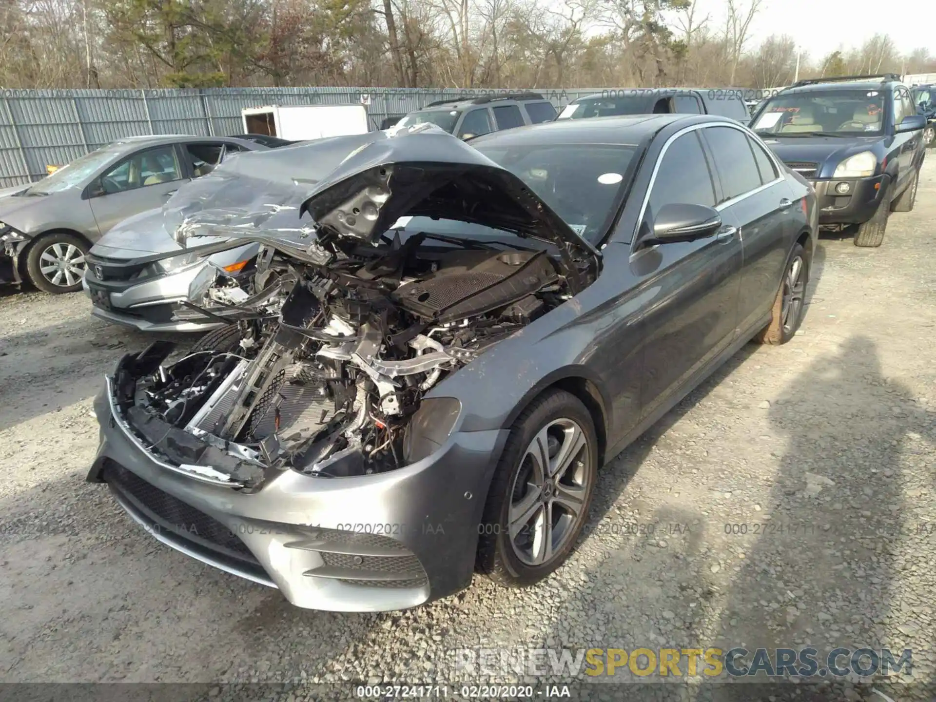 2 Photograph of a damaged car WDDZF4KB0KA625027 MERCEDES-BENZ E 2019