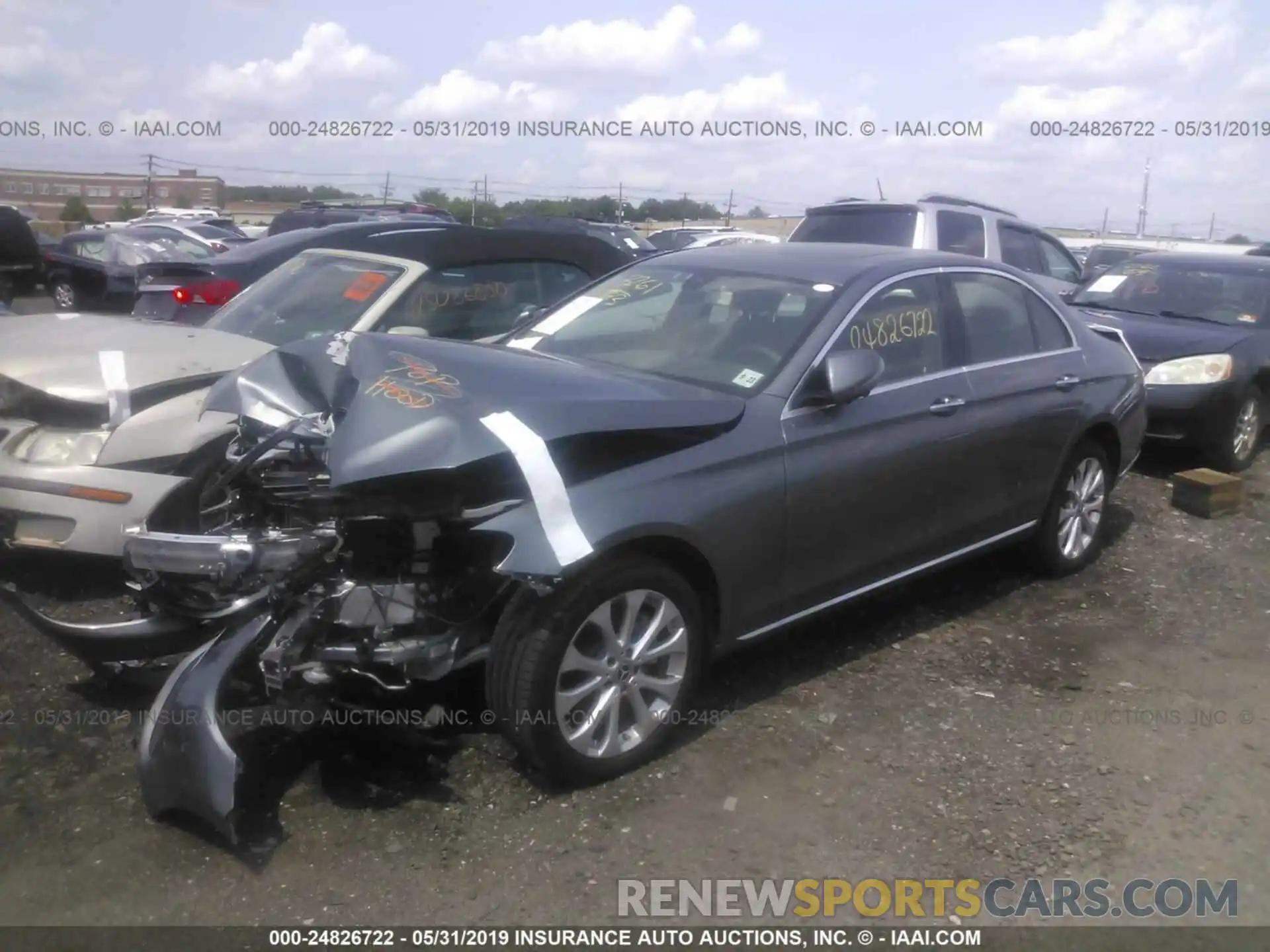 2 Photograph of a damaged car WDDZF4KB1KA514891 MERCEDES-BENZ E 2019